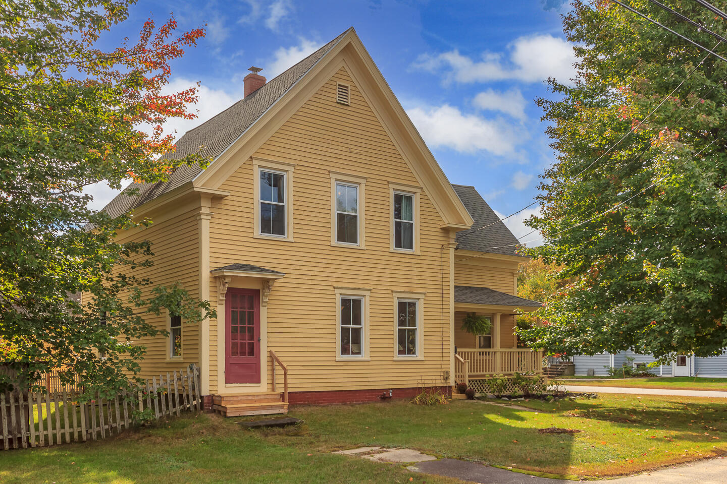 894 Main Street, Waterboro, ME, 04087