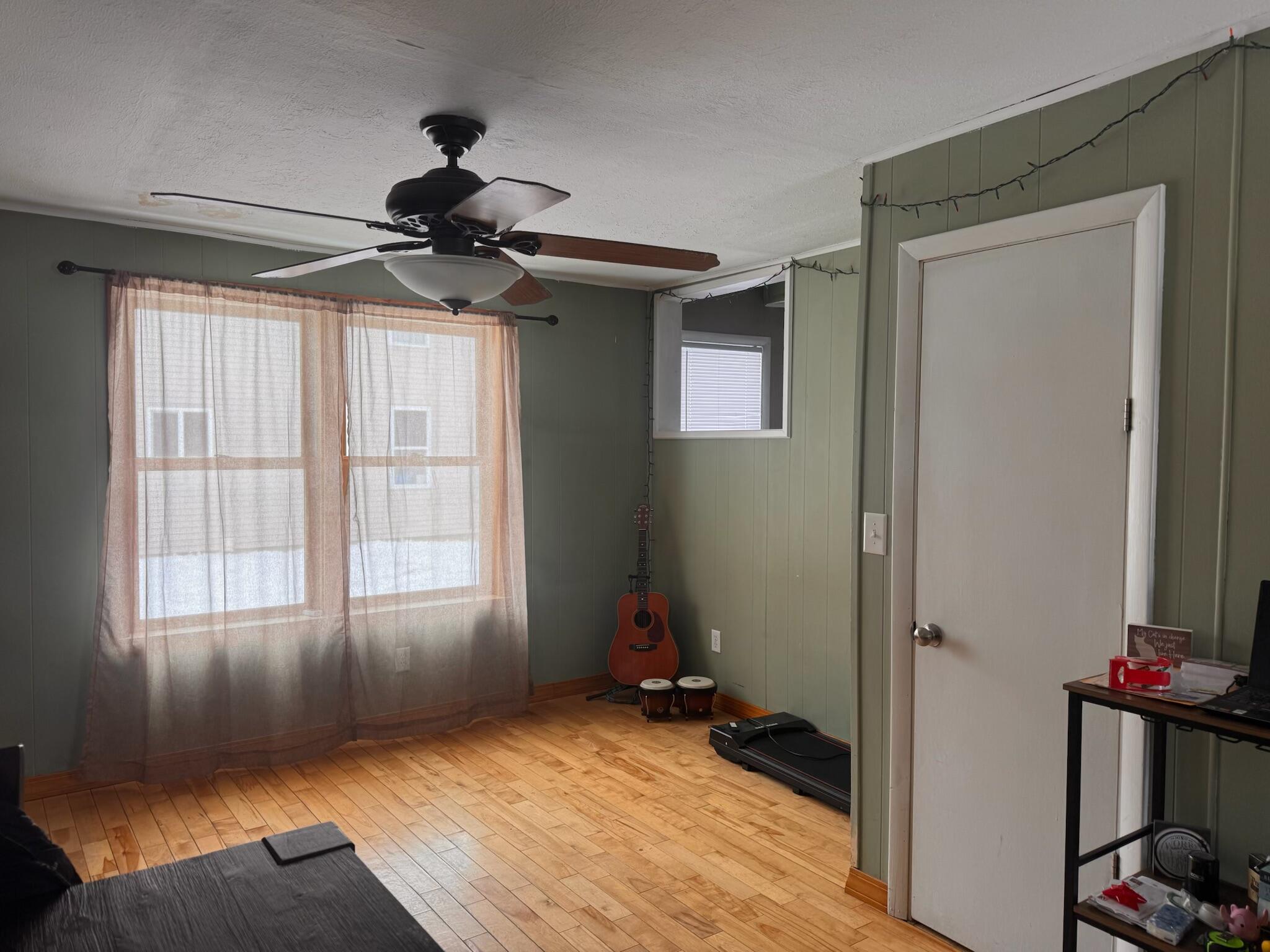 21 Thomas Avenue, Caribou, ME, 04736