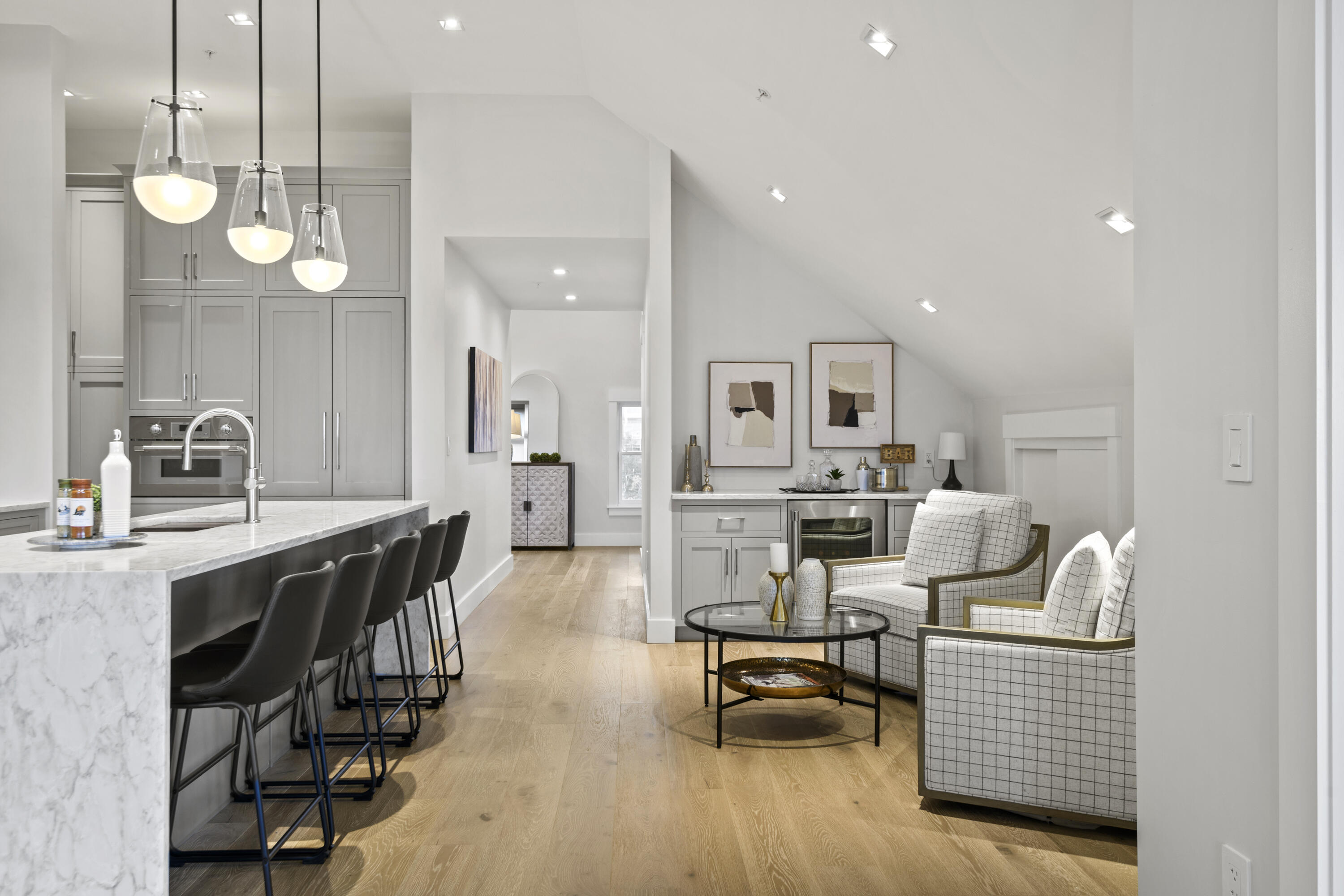 2 India Street UNIT 4, Portland, ME, 04101