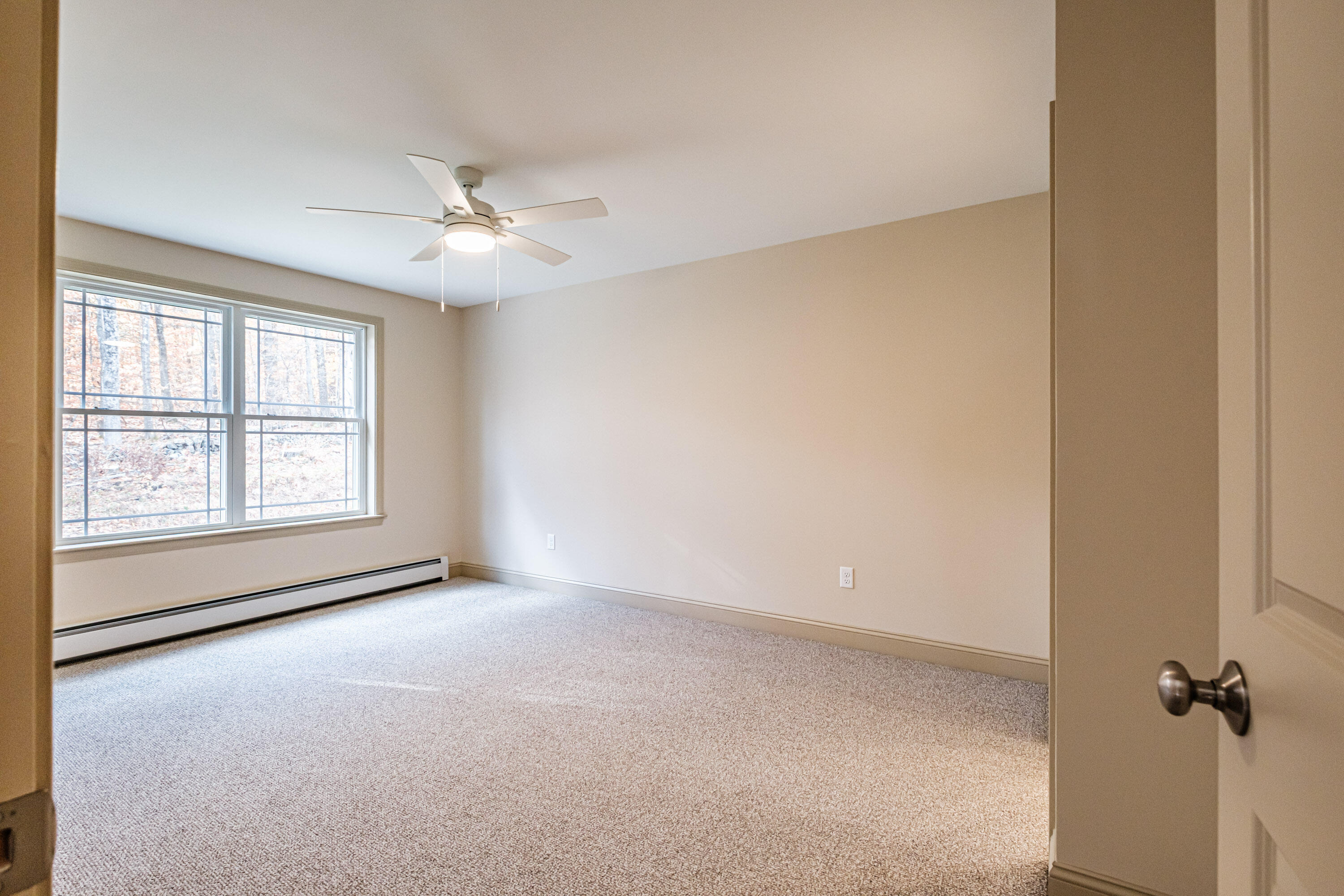 33 Woodbrey Lane, Standish, ME, 04084