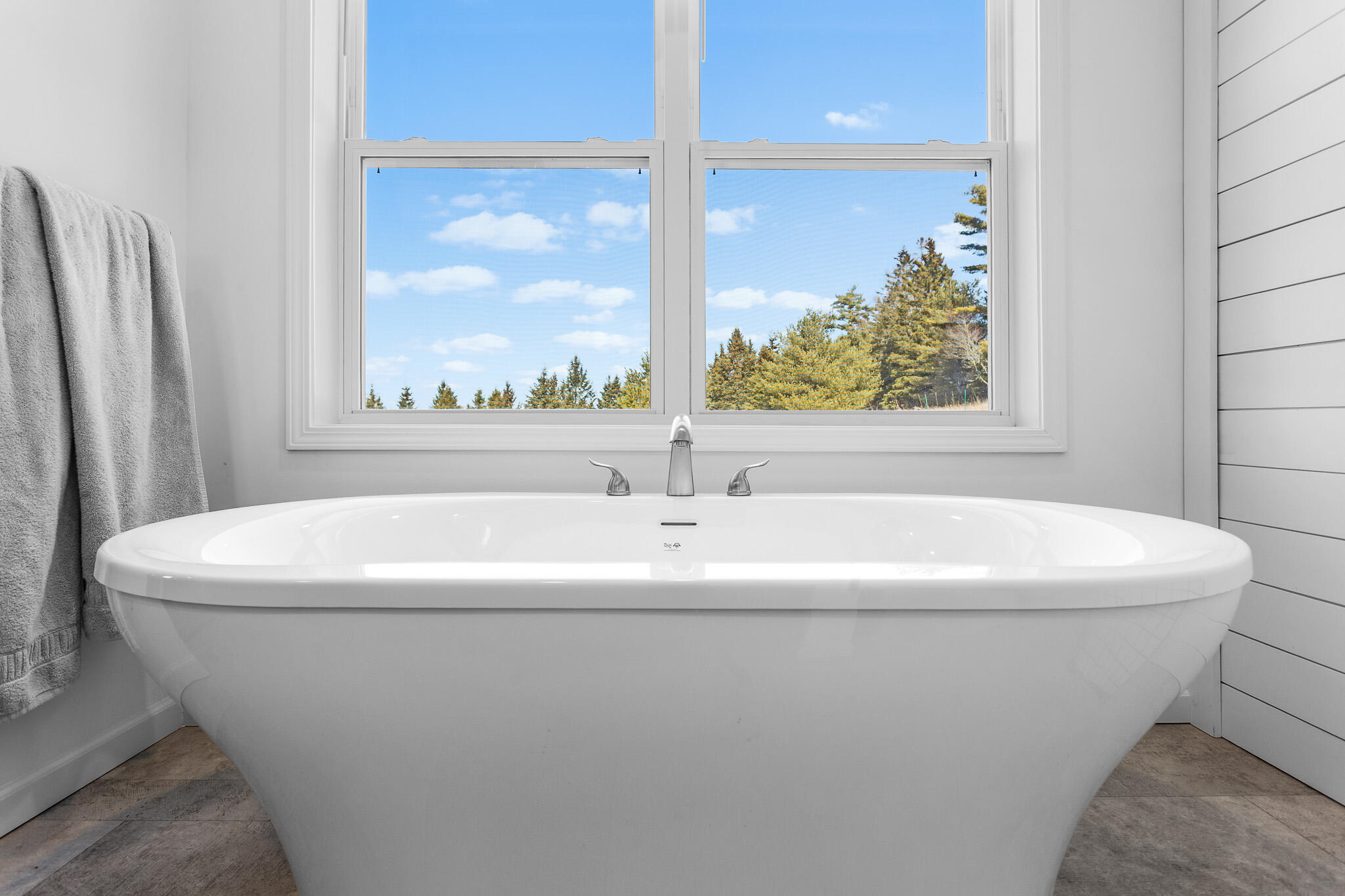 18 Farms Edge Road, Lamoine, ME, 04605