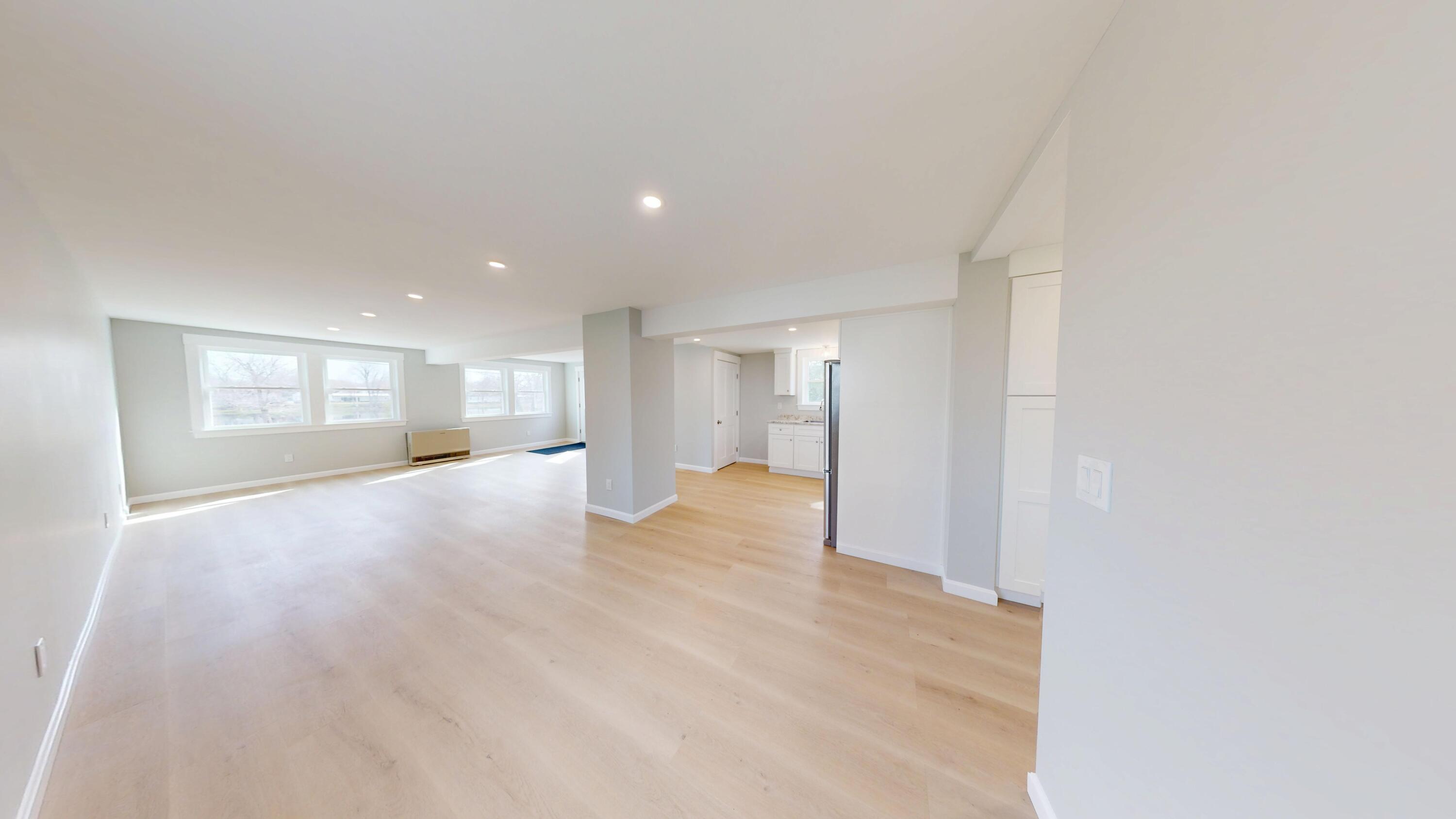38 River Road, Howland, ME, 04448