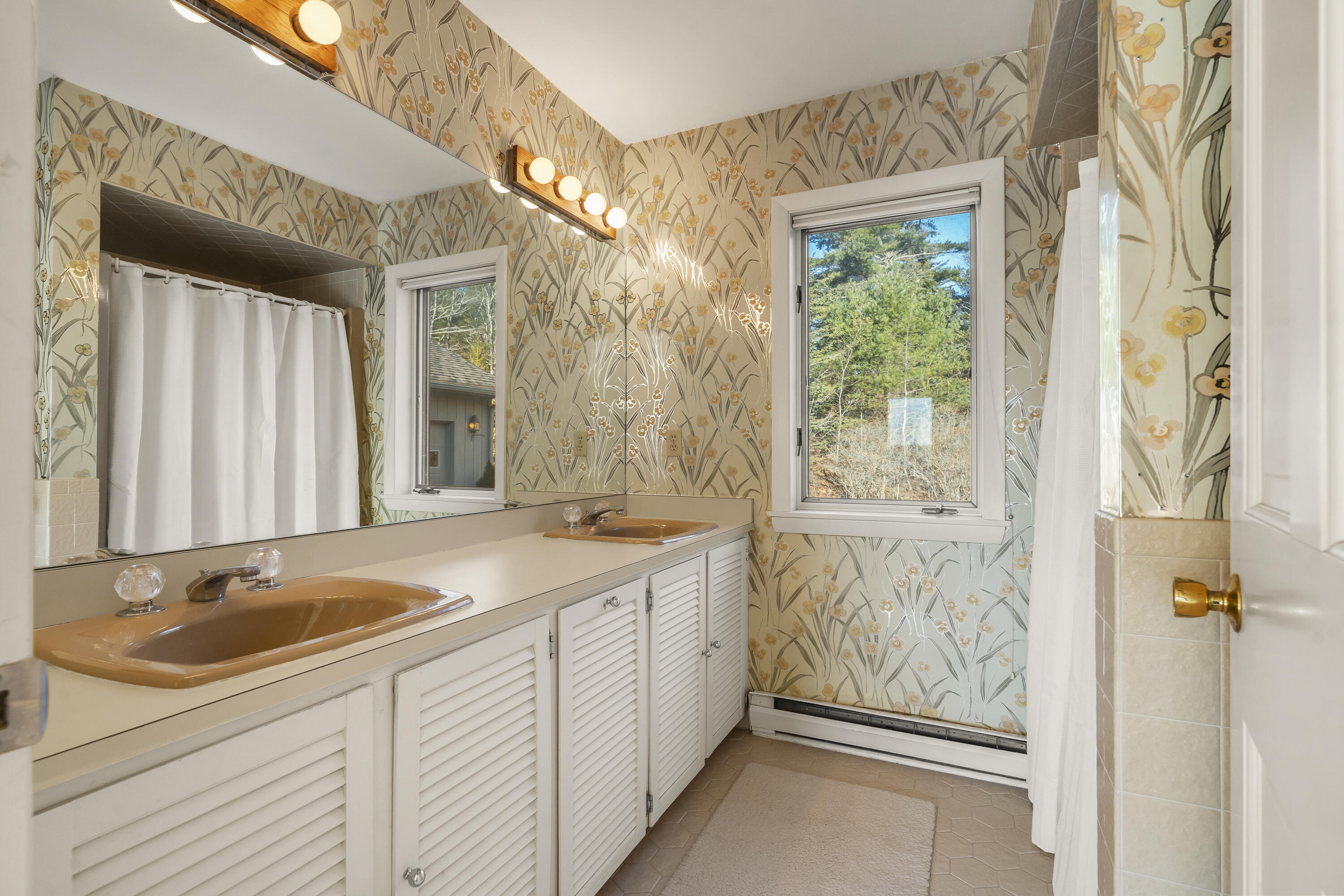 153 Back Shore Road, Bristol, ME, 04564