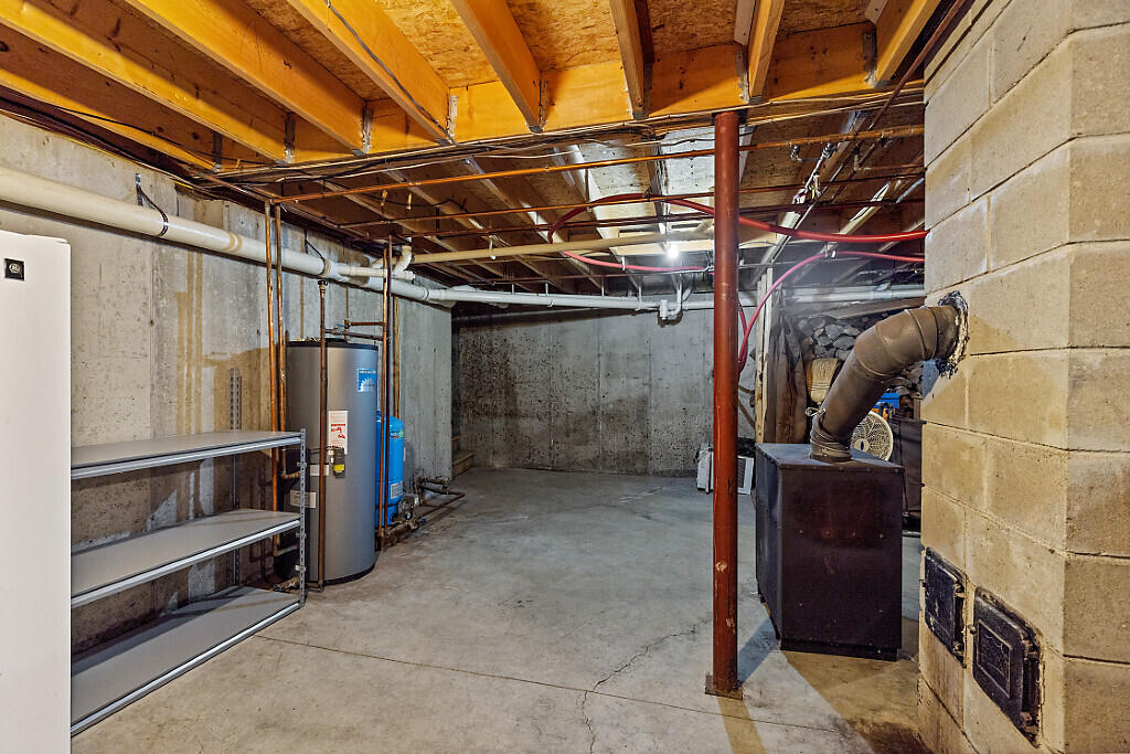 588 Banton Road, Palermo, ME, 04354