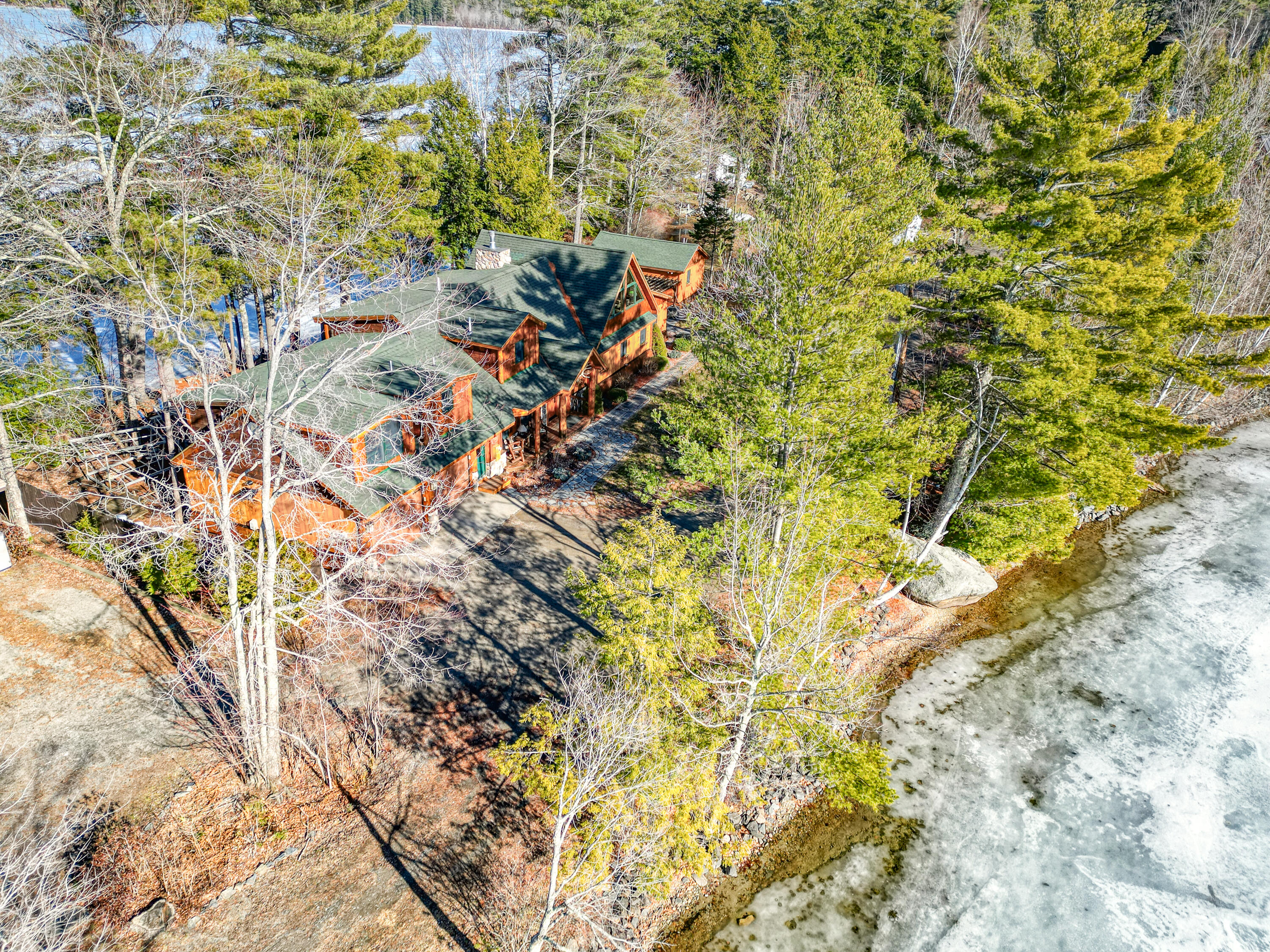 99 Abena Shores, Belgrade, ME, 04917