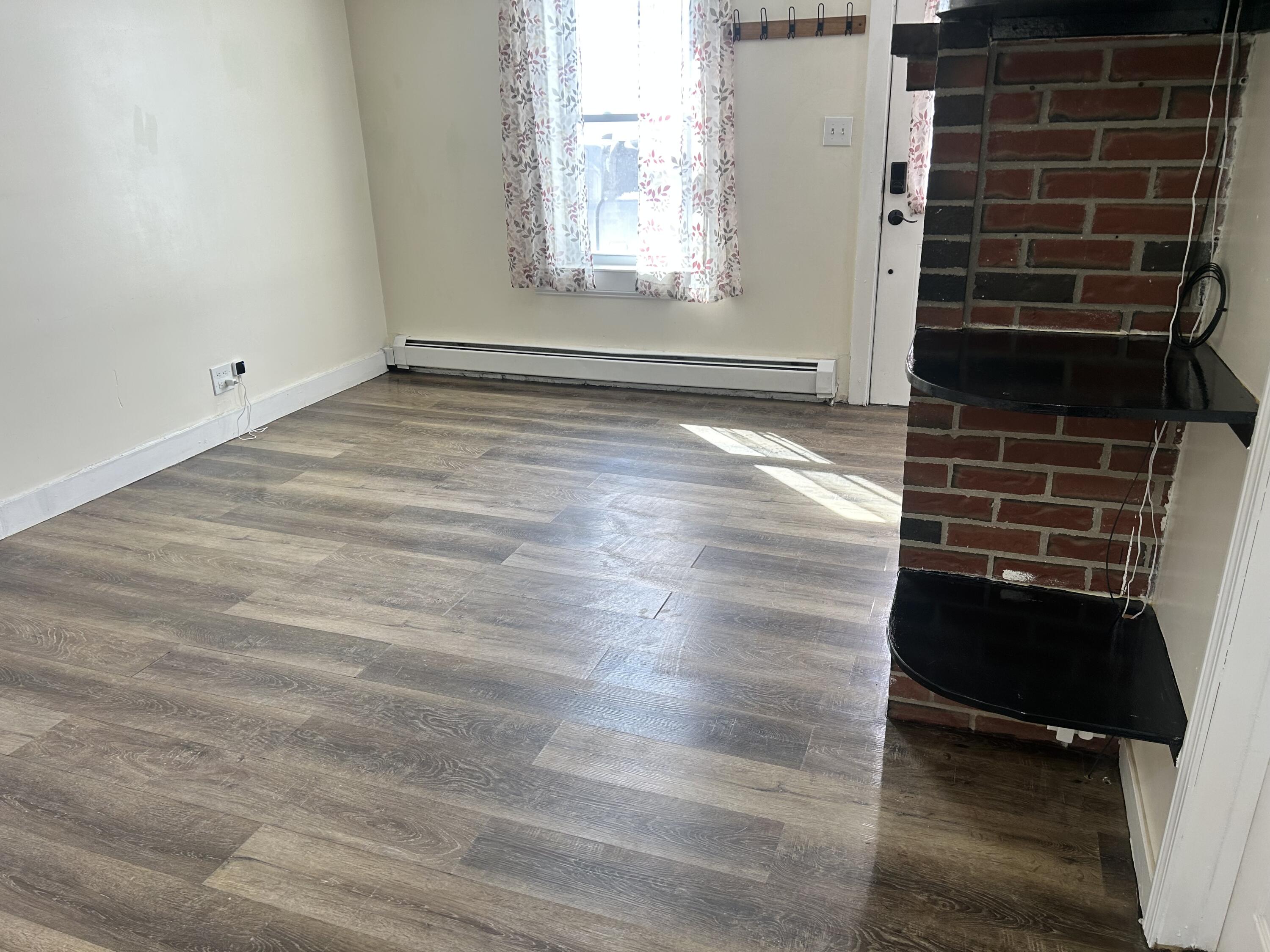 7 Washington Street, Augusta, ME, 04330