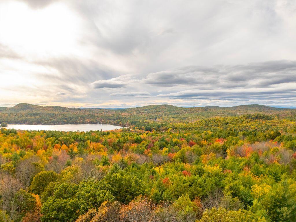 192 Mountain Road, Raymond, ME, 04071