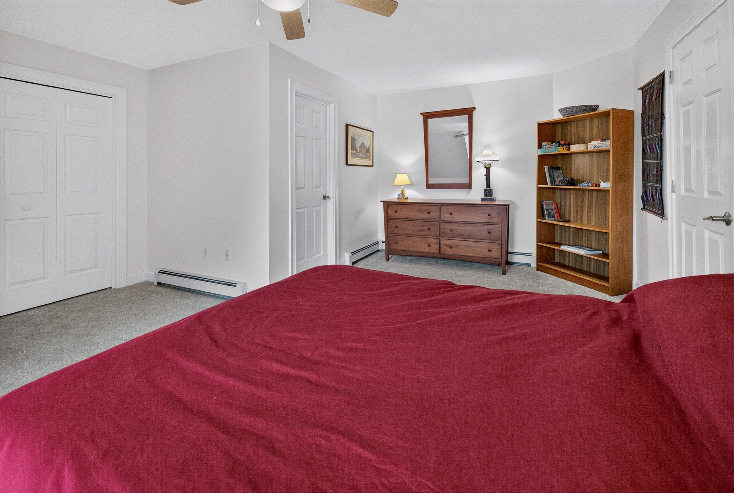 1 BD, 1 BA In-law above garage.