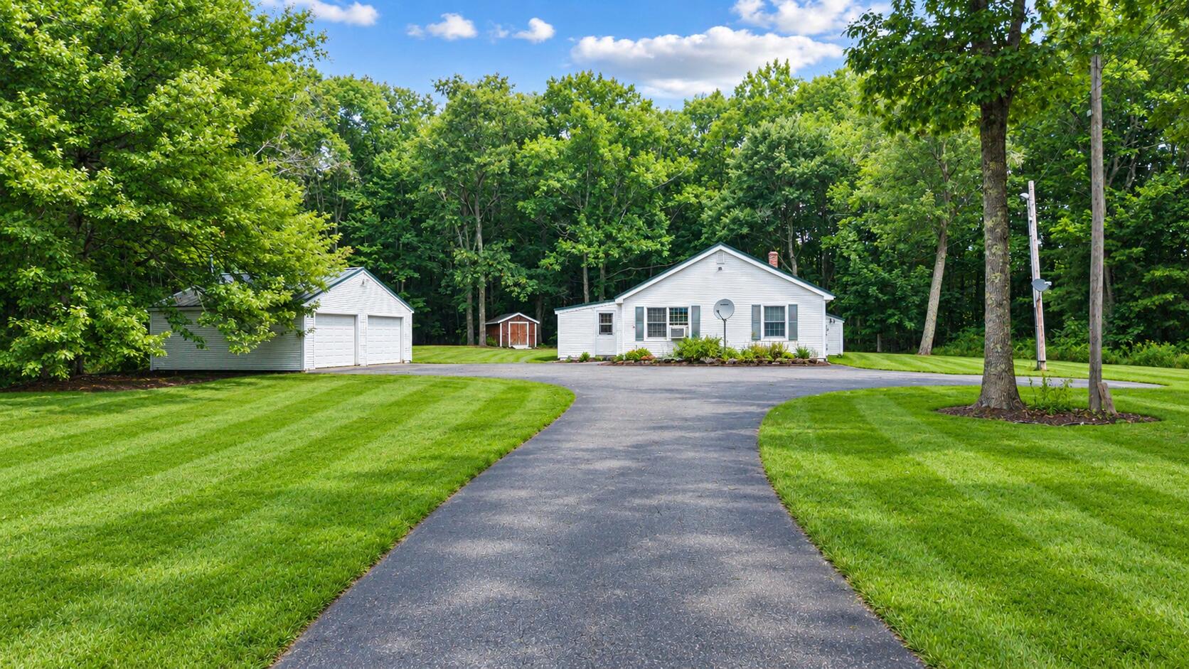 Photo of 568 Pittston Road Pittston ME 04345