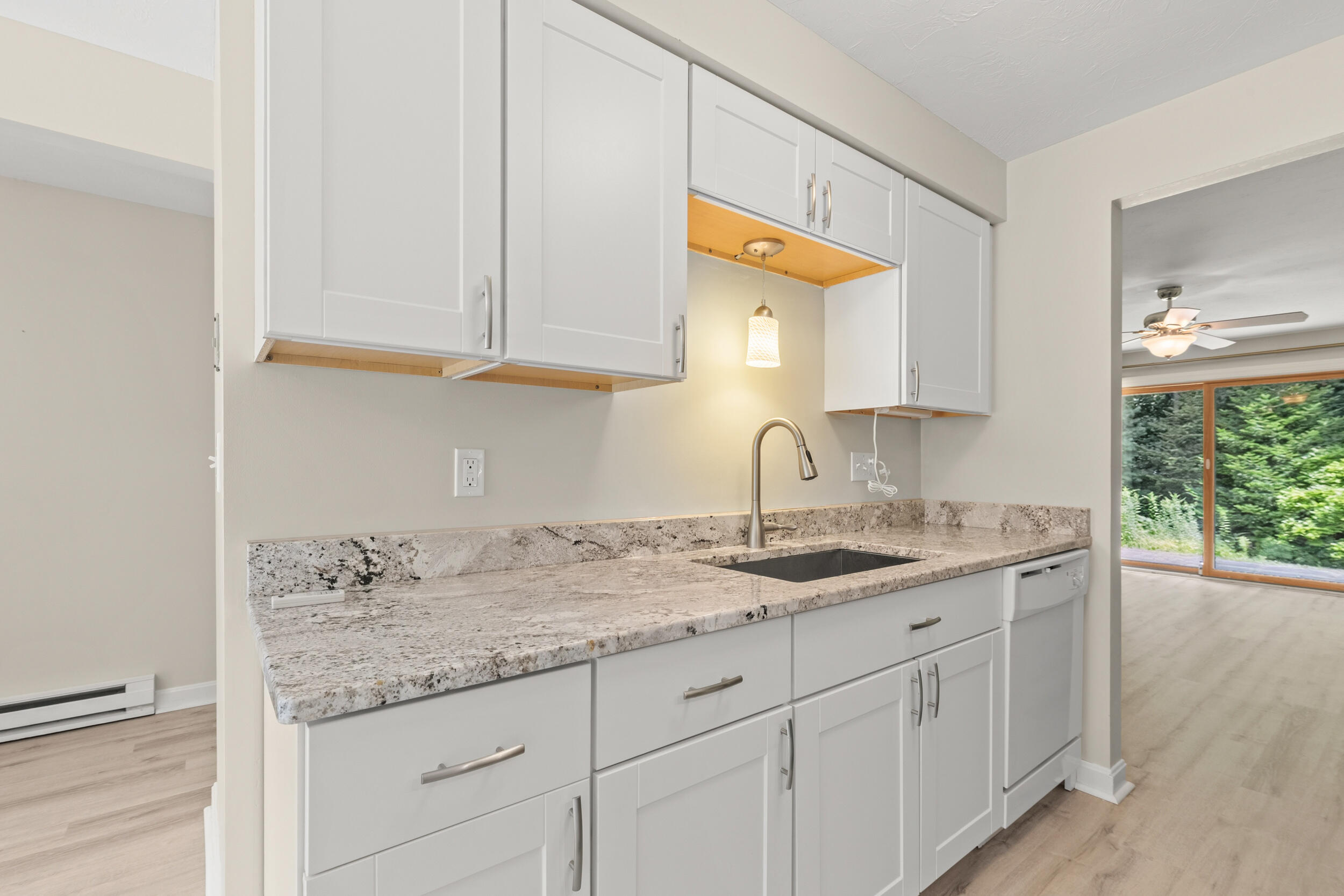 19 Stratton Road, #19, Scarborough, ME 04074 Kitchen