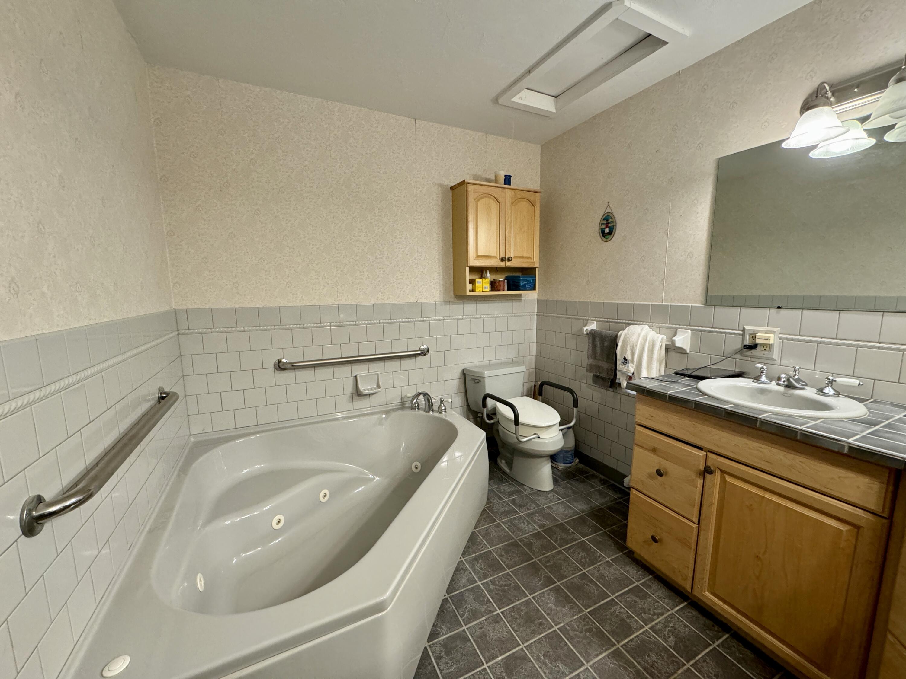 382 Water Street, Guilford, ME, 04443