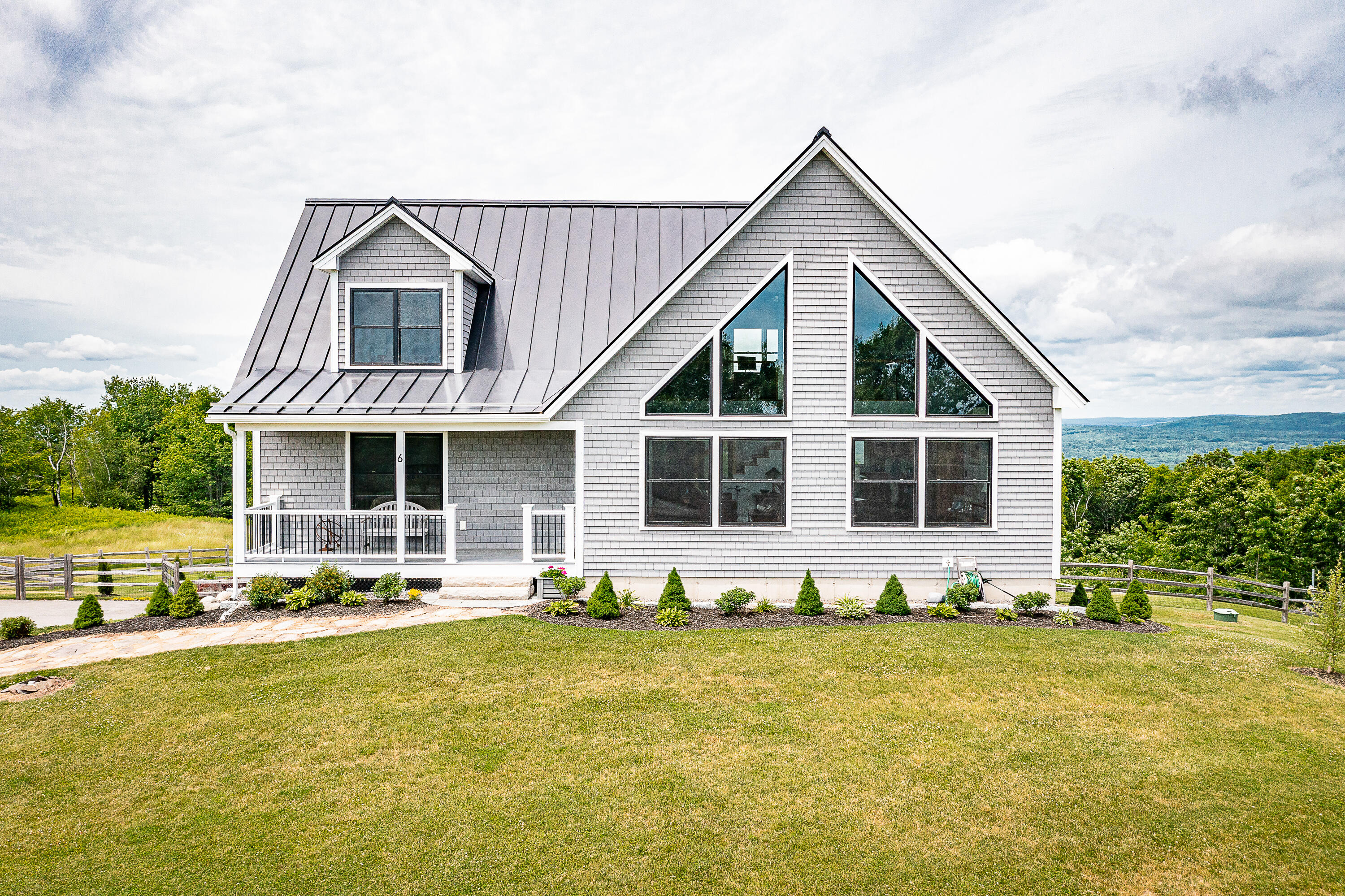 Homes for Sale in Rockland, ME – Art, Coastline, and Real Estate