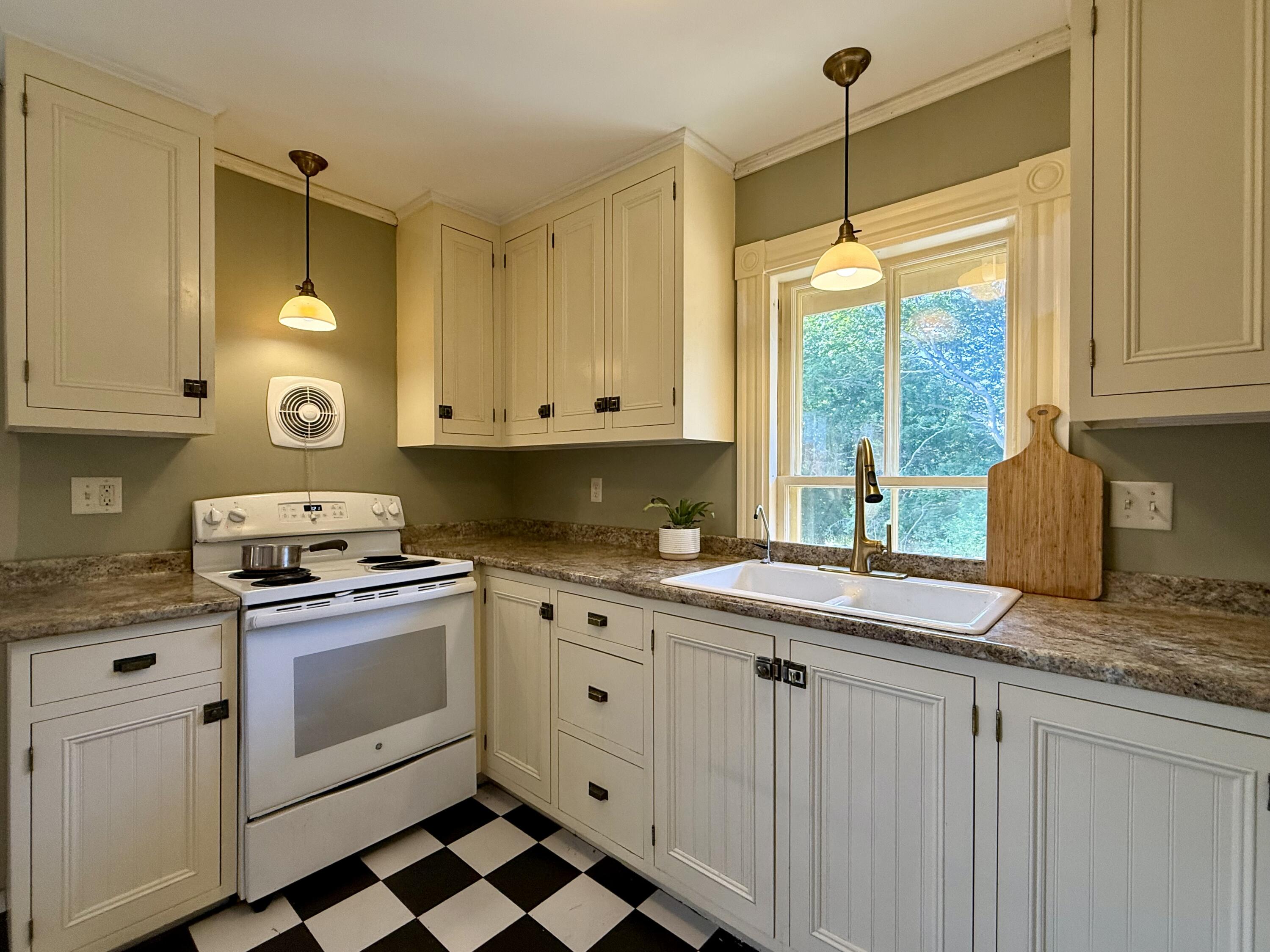 34 Shackford Street, Eastport, ME, 04631