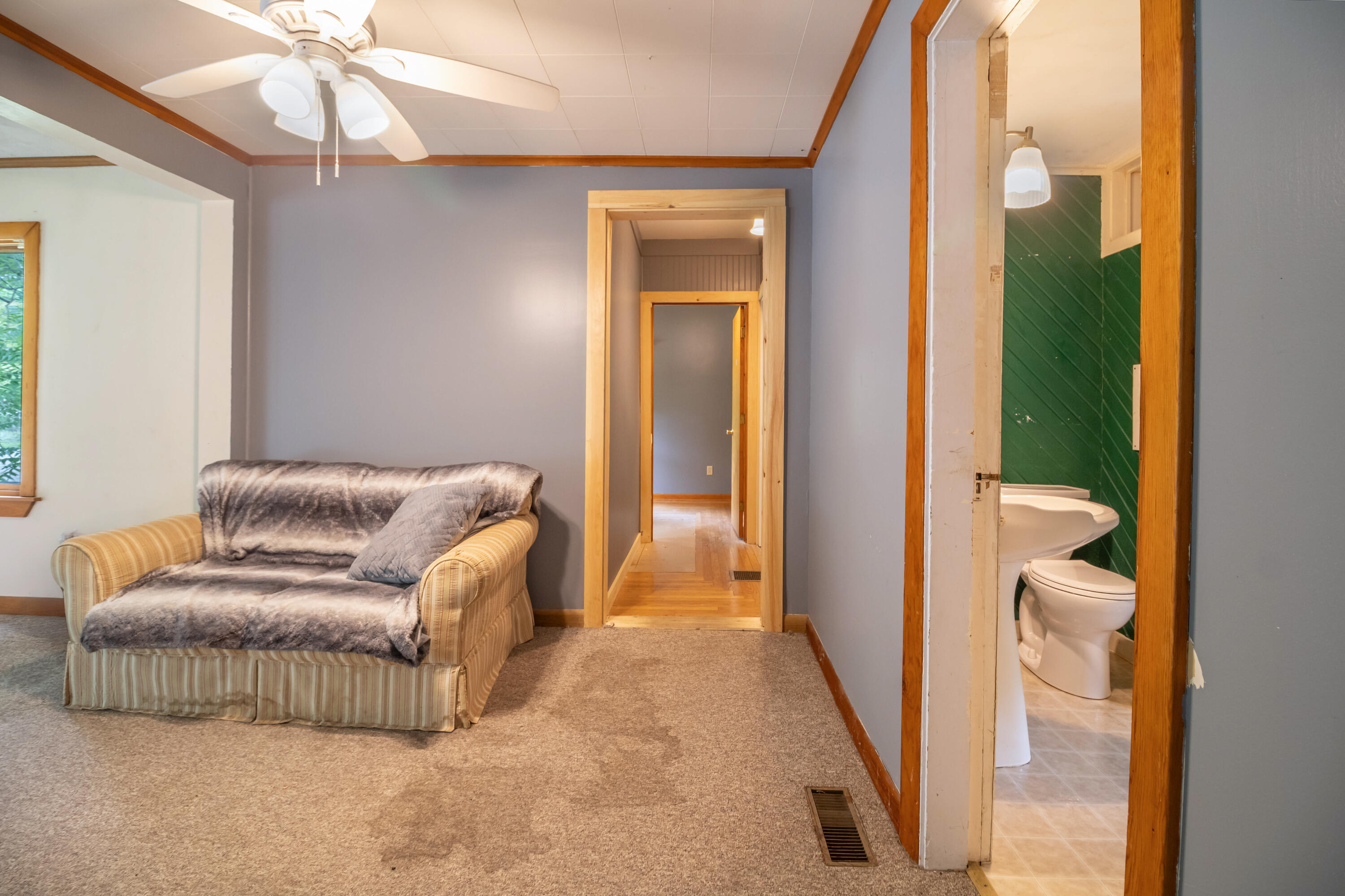 36 Kelley Road, Orono, ME, 04473