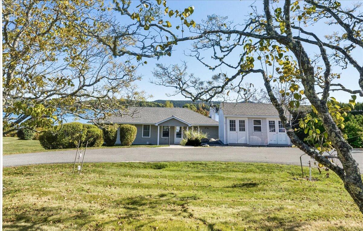 79 Perkins Street, Castine, ME, 04421