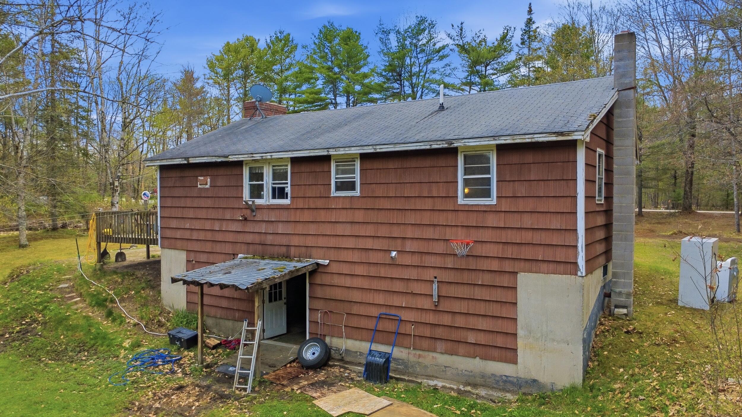 392 Elm Street, Mechanic Falls, ME, 04256