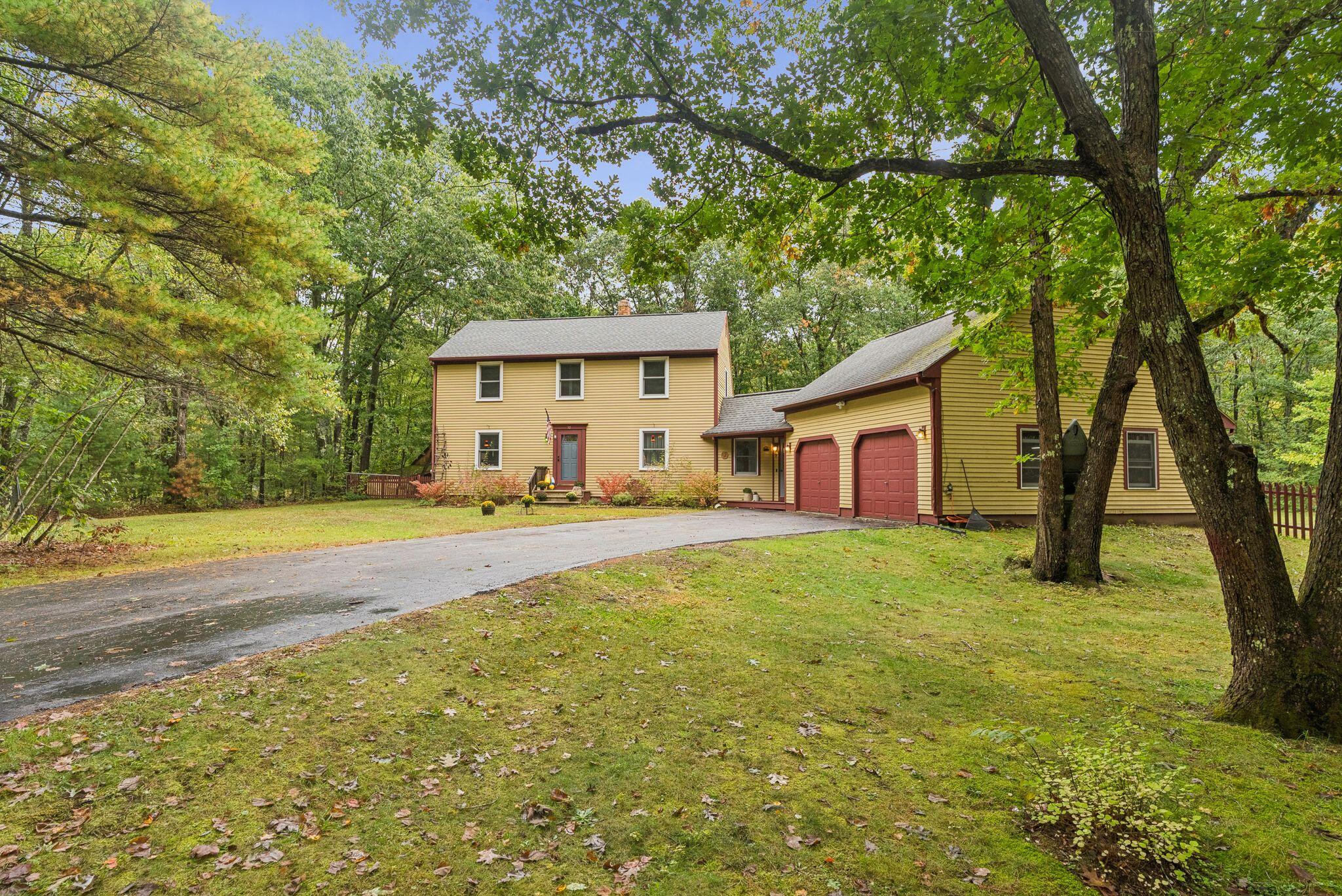 Photo of 10 Portage Way Kennebunk ME 04043
