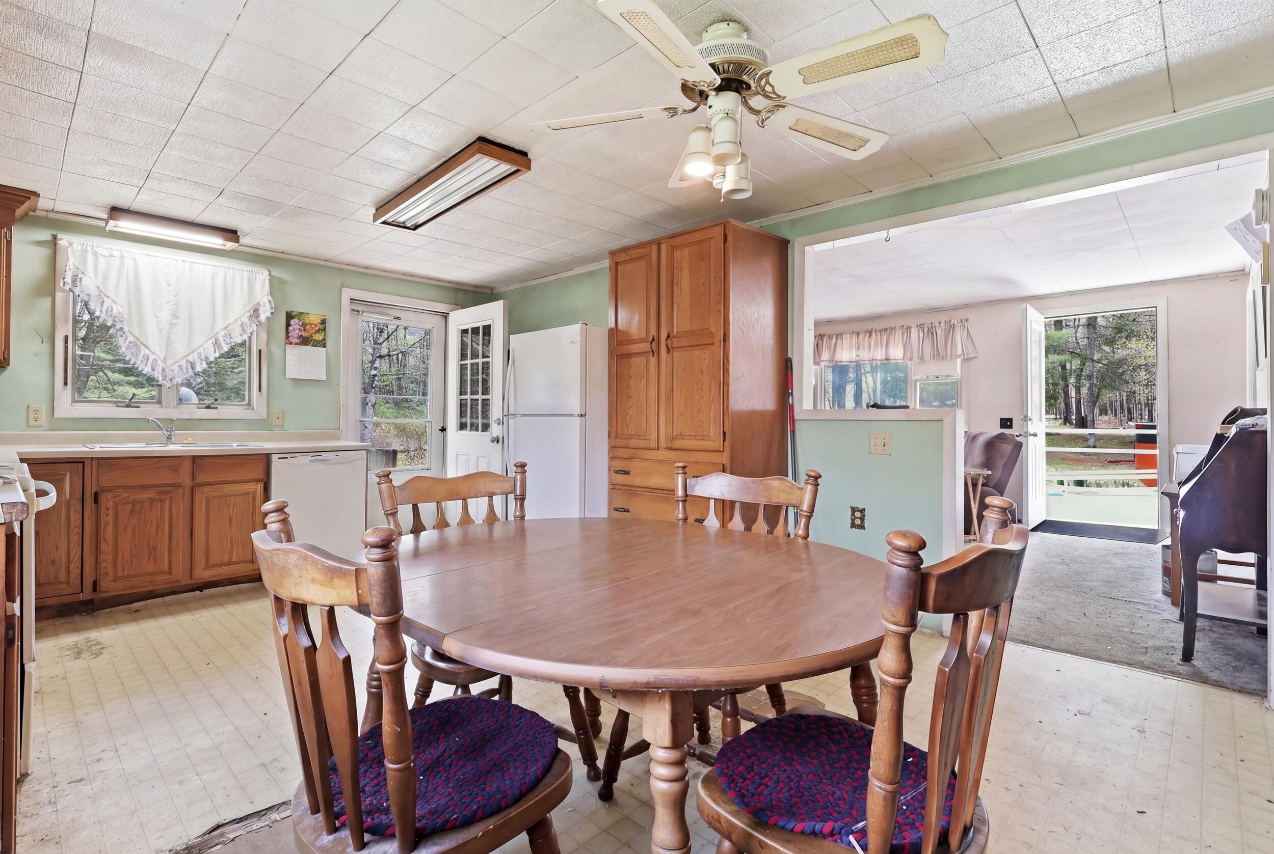 392 Elm Street, Mechanic Falls, ME, 04256