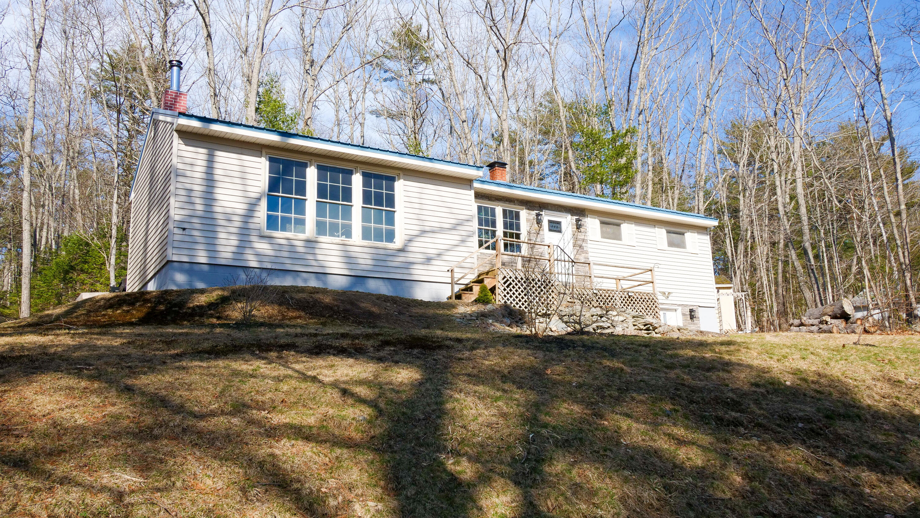 16 Gardner Road, Orono, ME, 04473