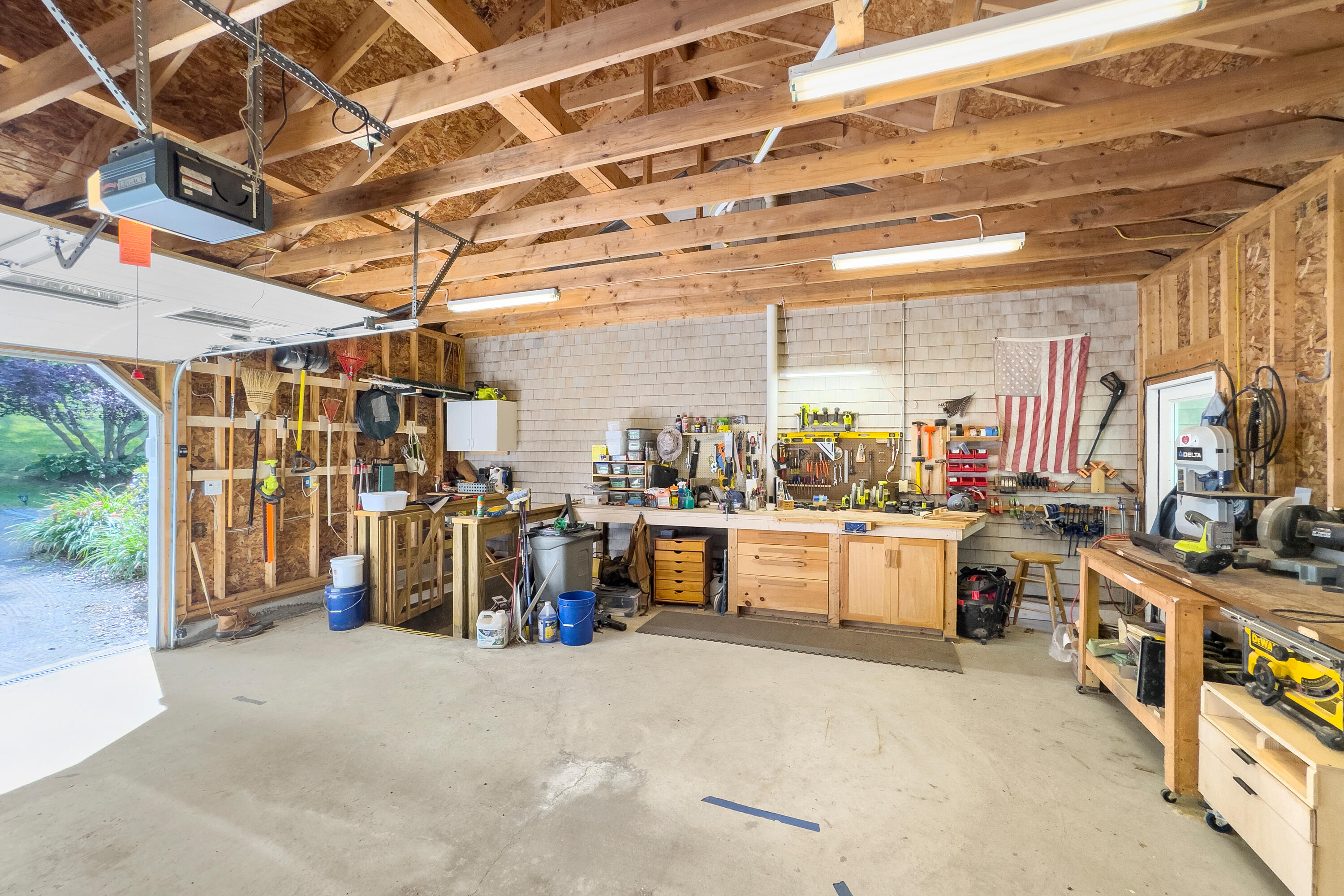 33 Rockinghorse Lane, Saint George, ME, 04859