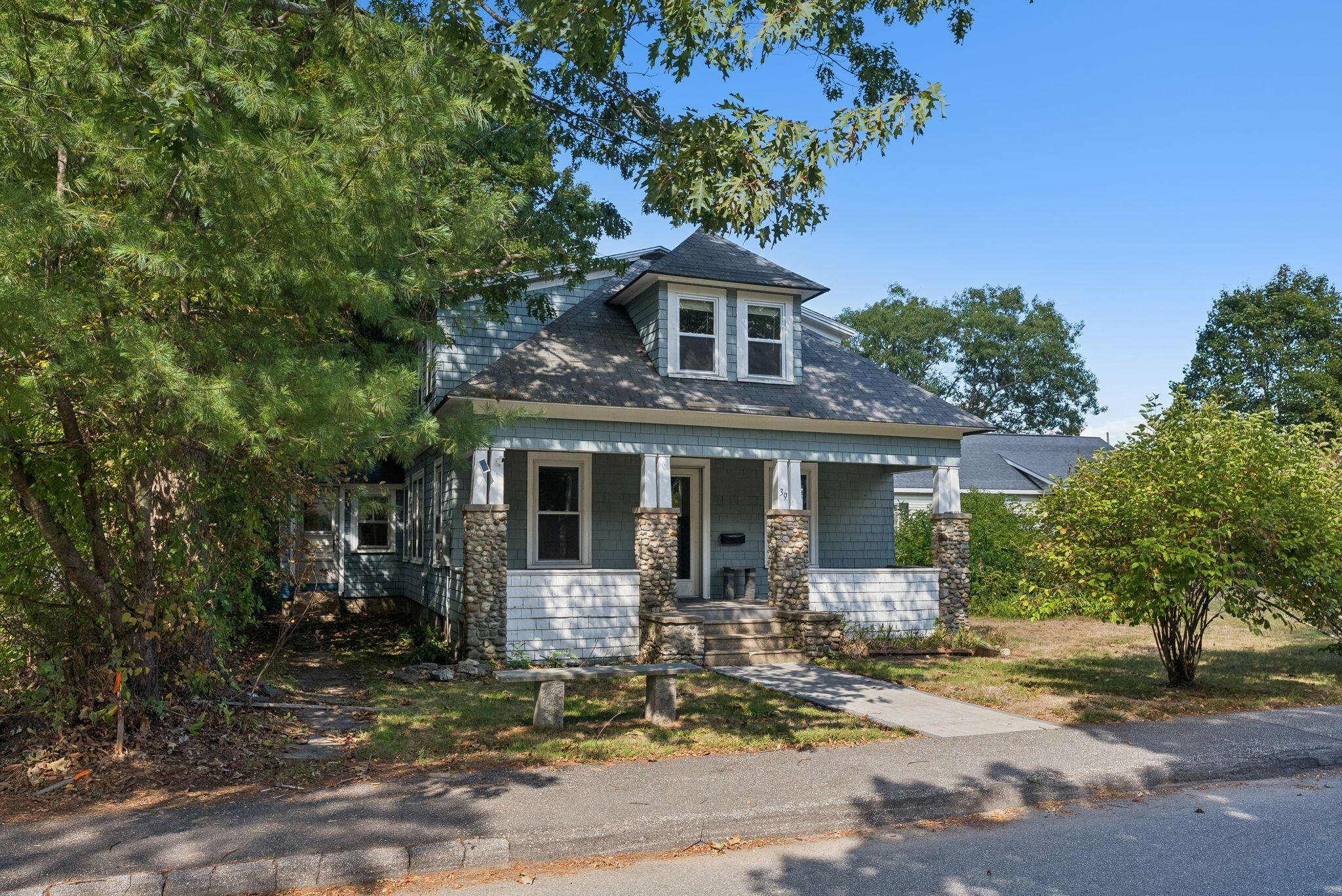 Photo of 39 McLellan Street Brunswick ME 04011
