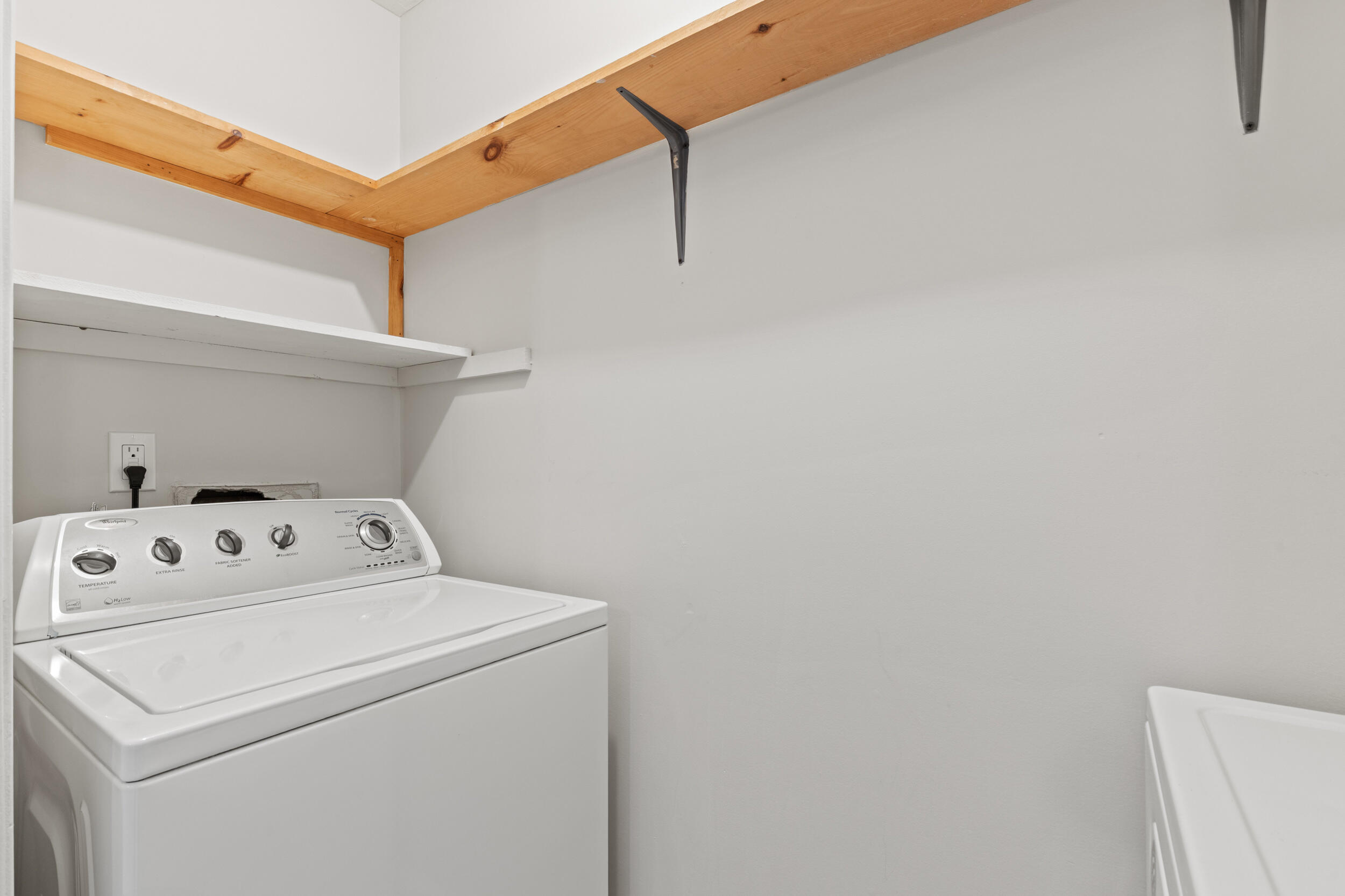 19 Stratton Road, #19, Scarborough, ME 04074 Laundry Room