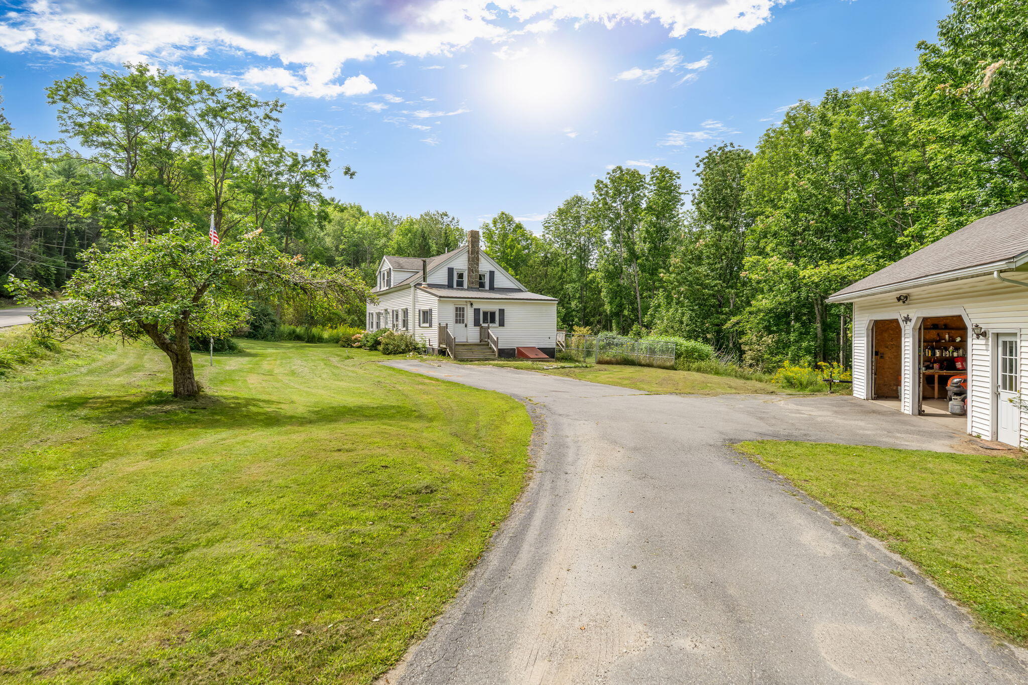 9-web-or-mls-335-upper-dedham-rd