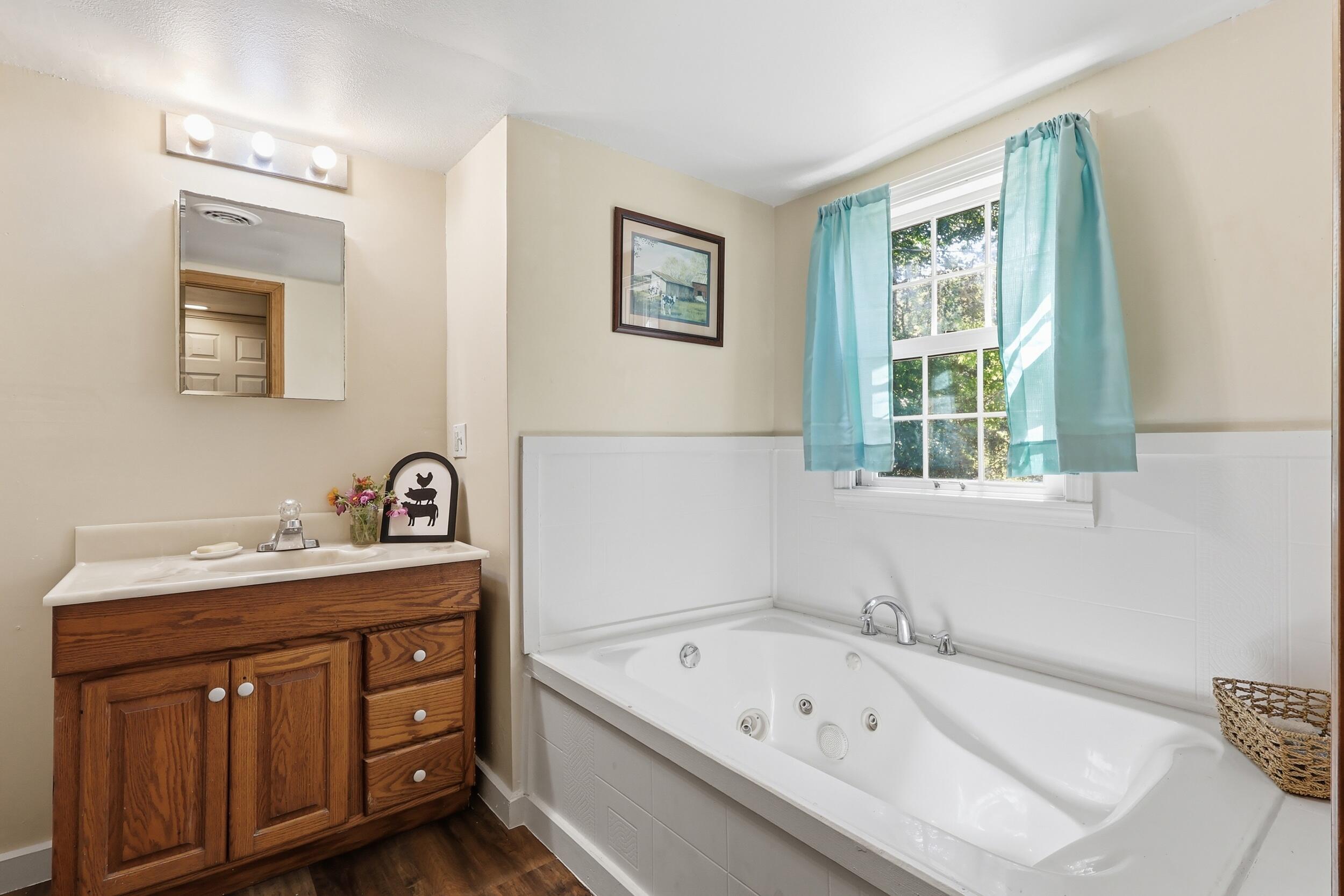 37 Shaw Road, New Gloucester, ME 04260 27_breauxmediaco_027