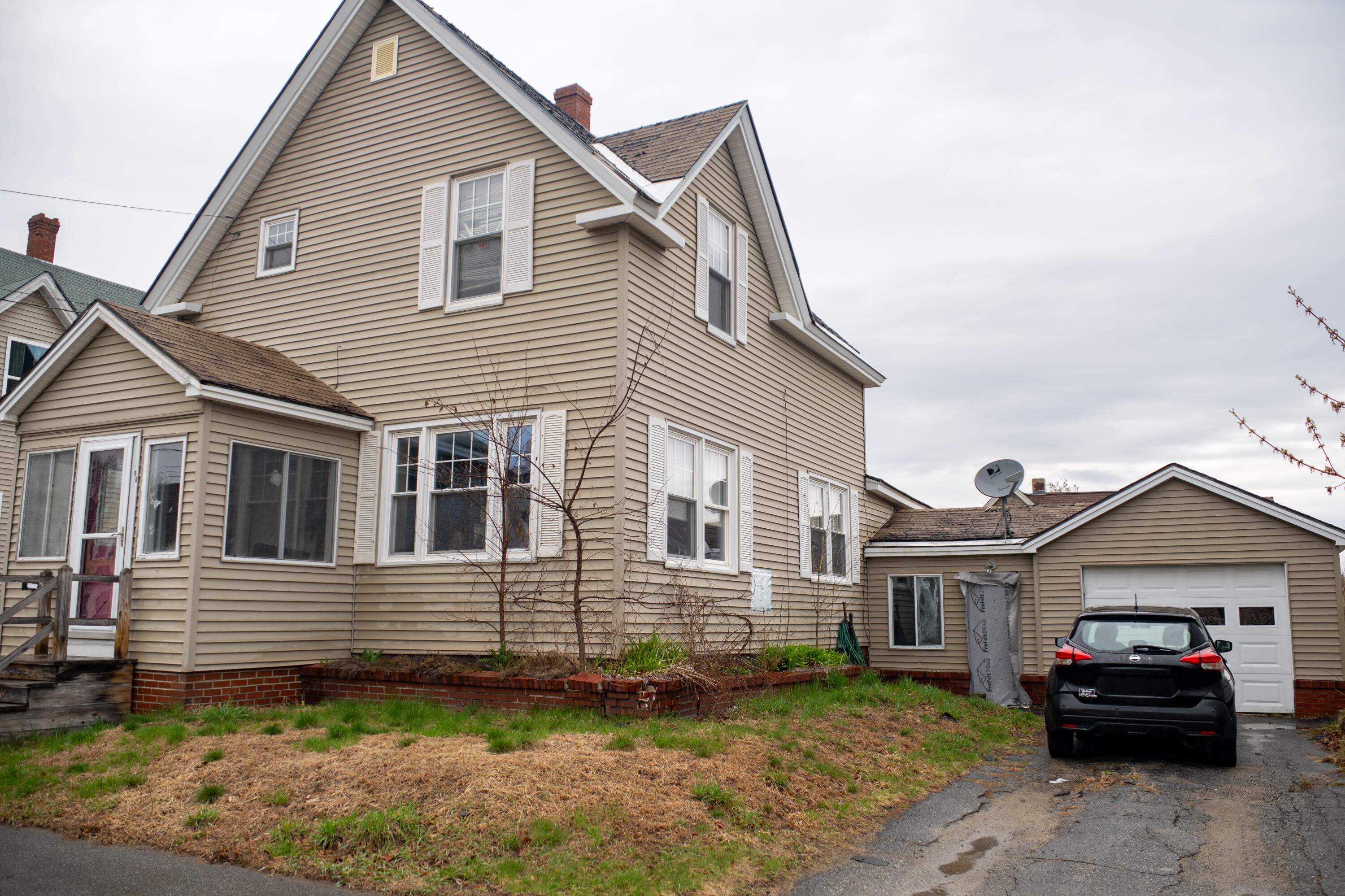 25 Katahdin Avenue, Millinocket, ME, 04462