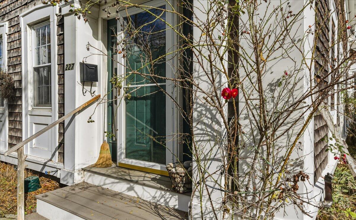 227 High Street, Belfast, ME, 04915