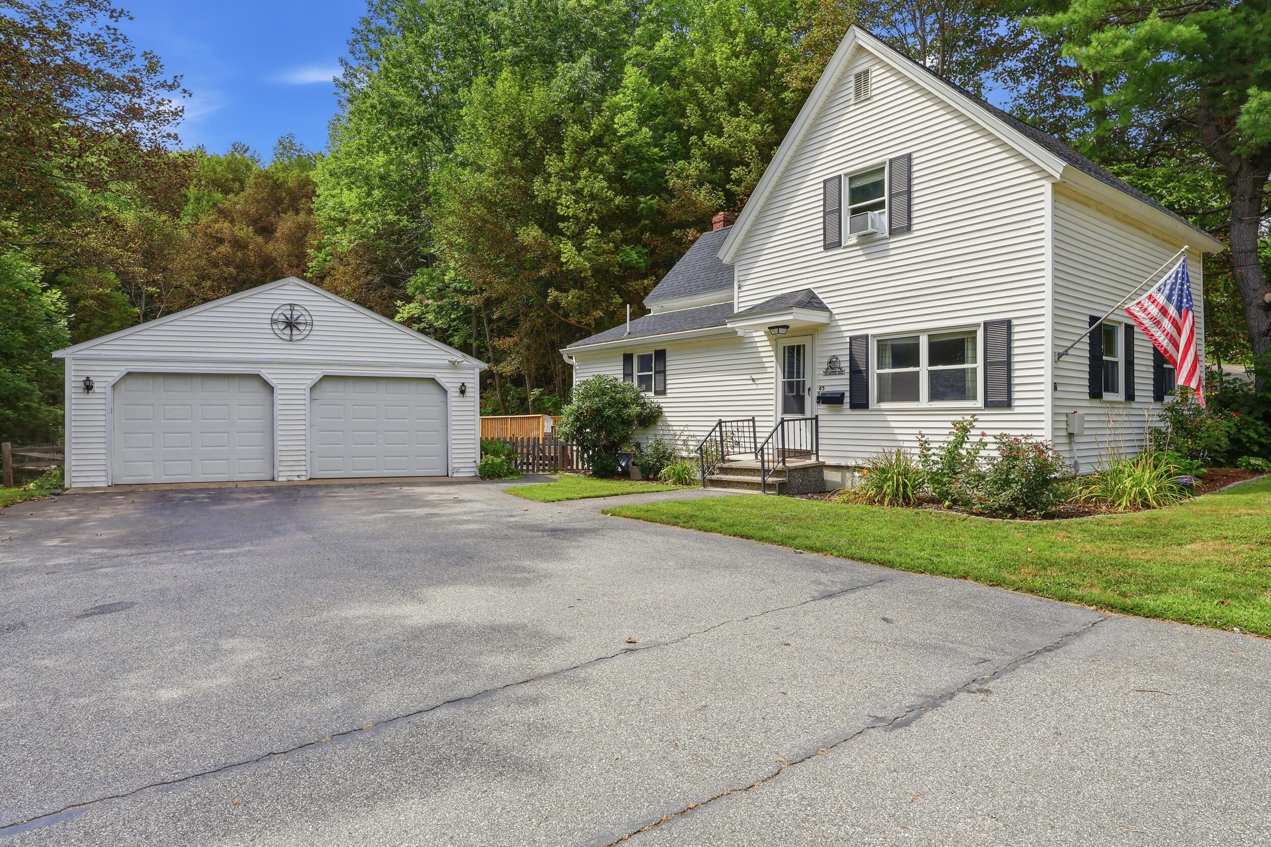 Photo of 45 River Avenue Gardiner ME 04345