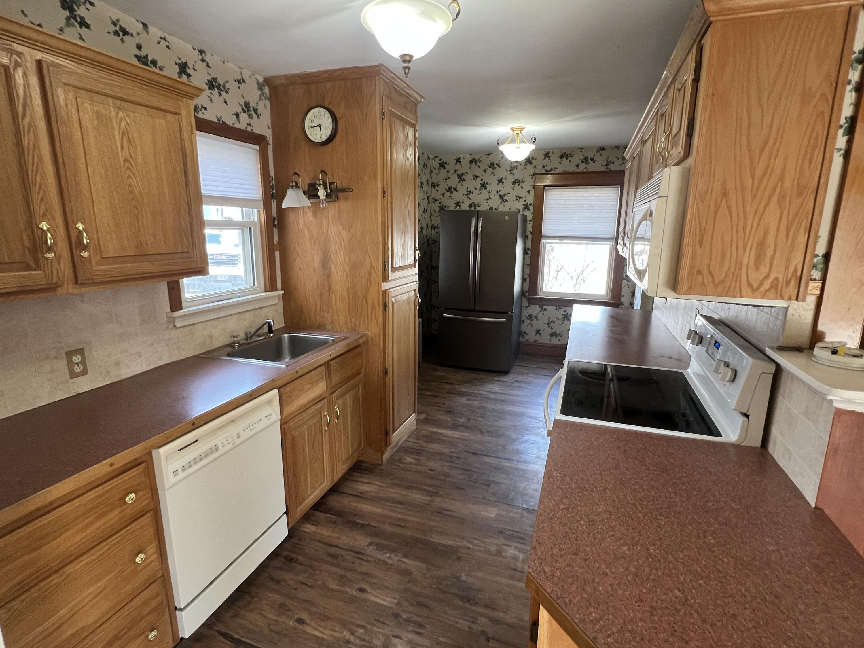 36 Main Street, Oakland, ME, 04963