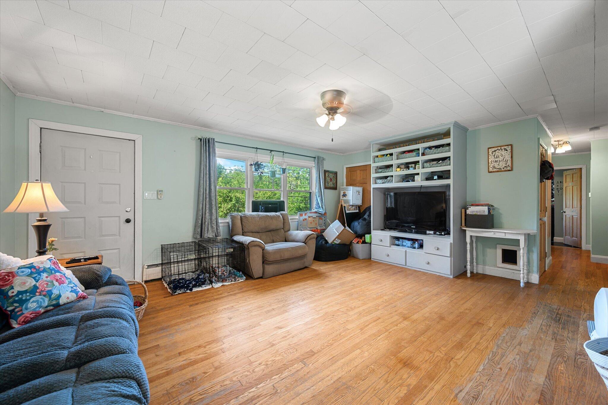 24 Coldbrook Road, Hampden, ME 04444 13-Living Room