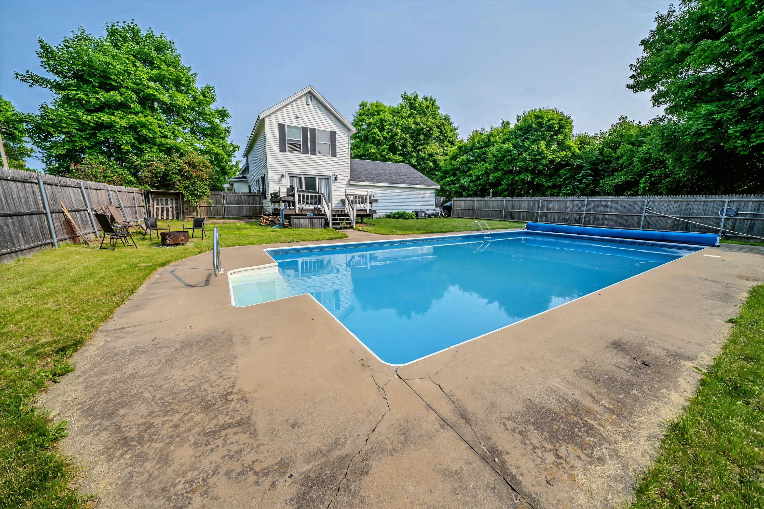 304 N Main Road N, Hampden, ME, 04444