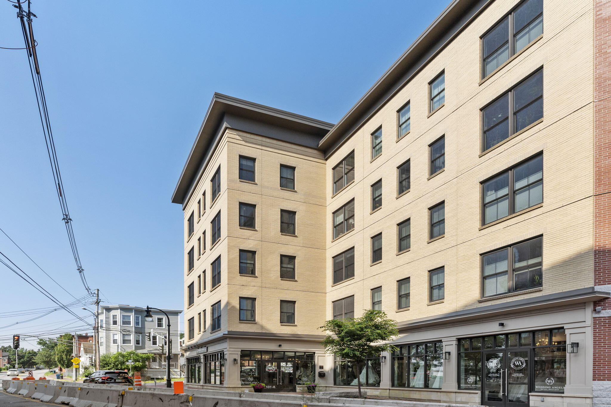 25 High Street 401