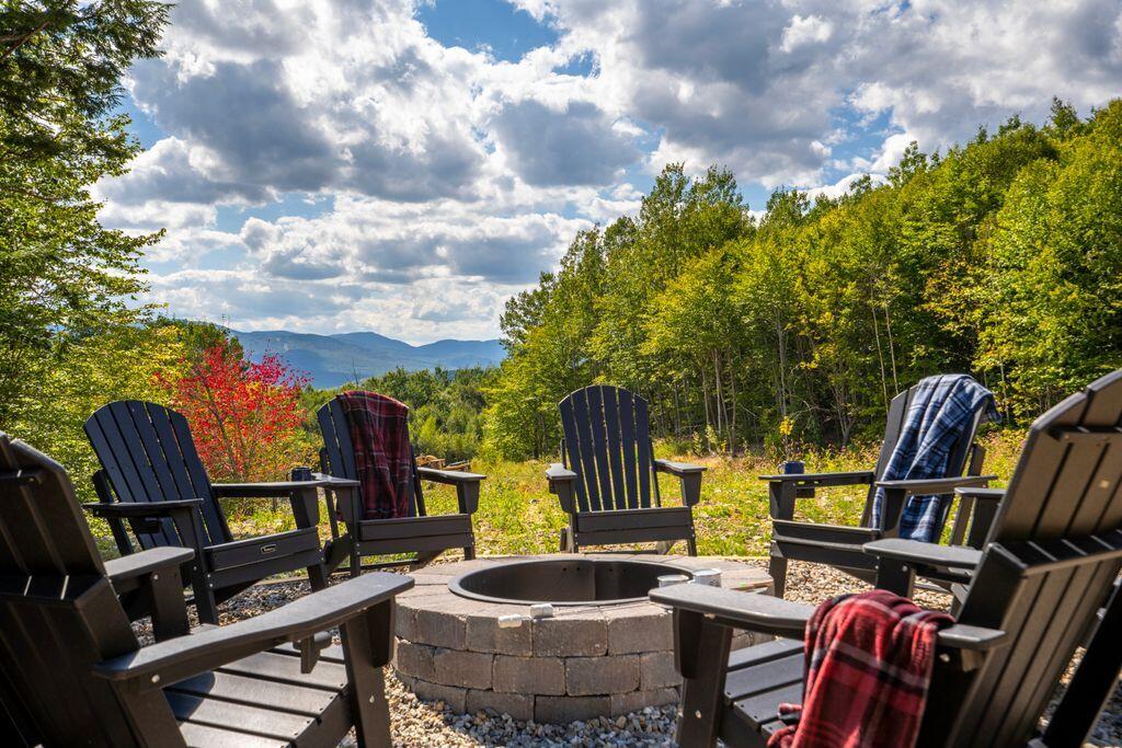 366 Glades View Avenue, Newry, ME, 04261