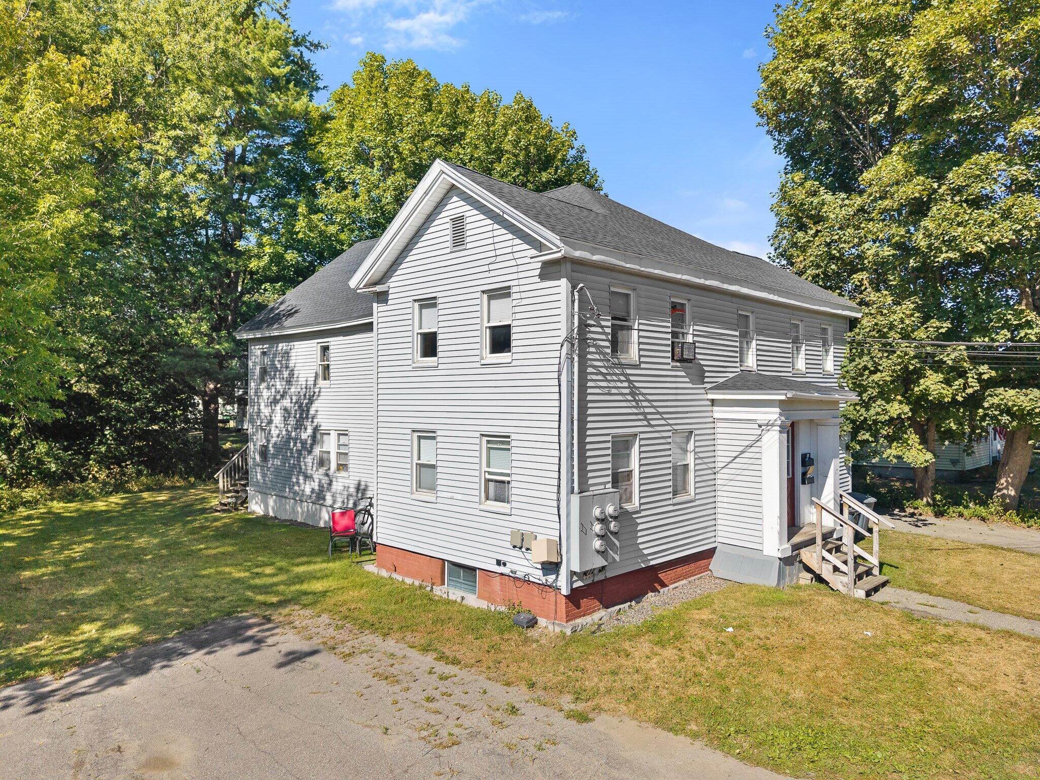 Photo of 17 Elm Street Brewer ME 04412