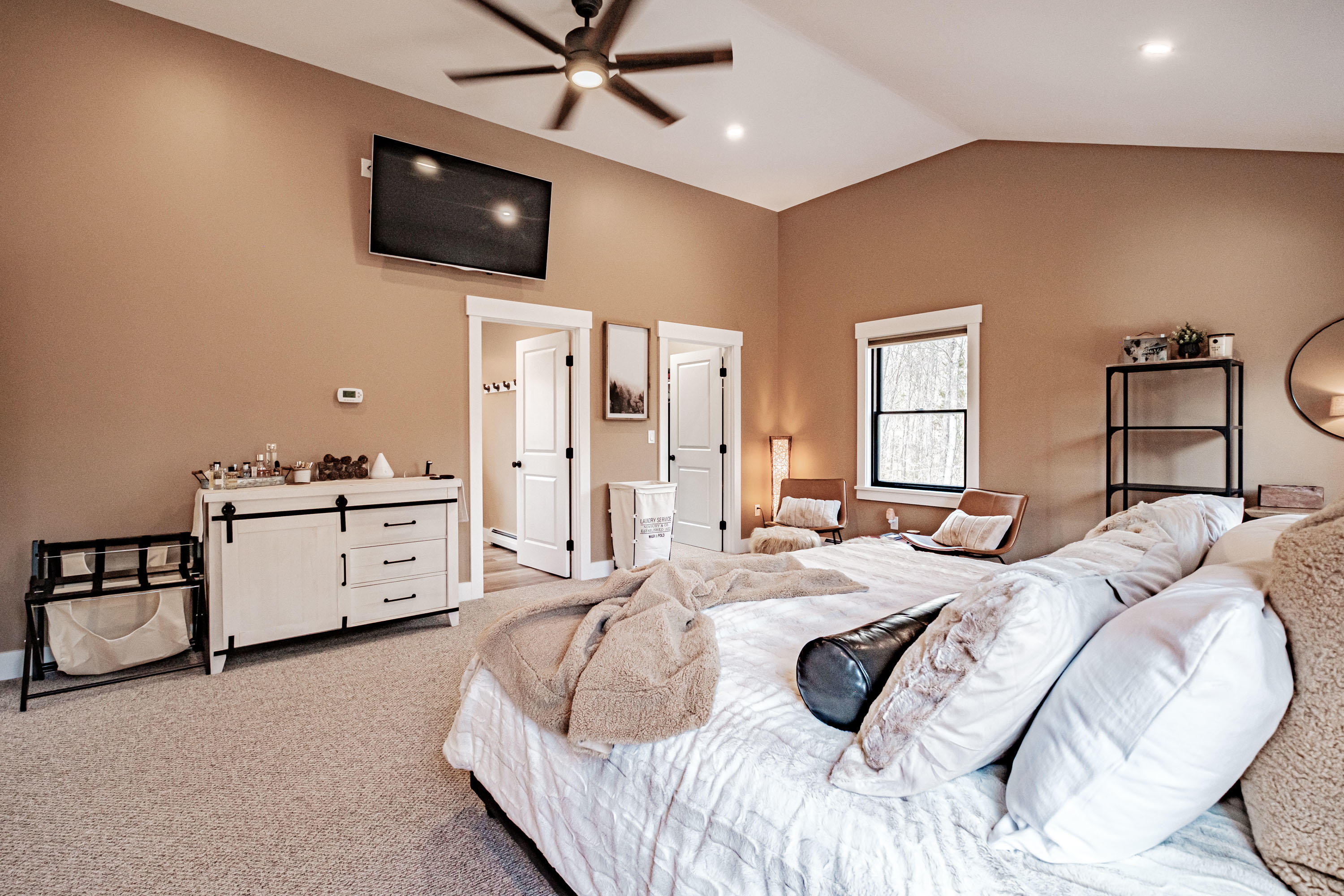 52 Jordan Woods Road, Bethel, ME, 04217-3246