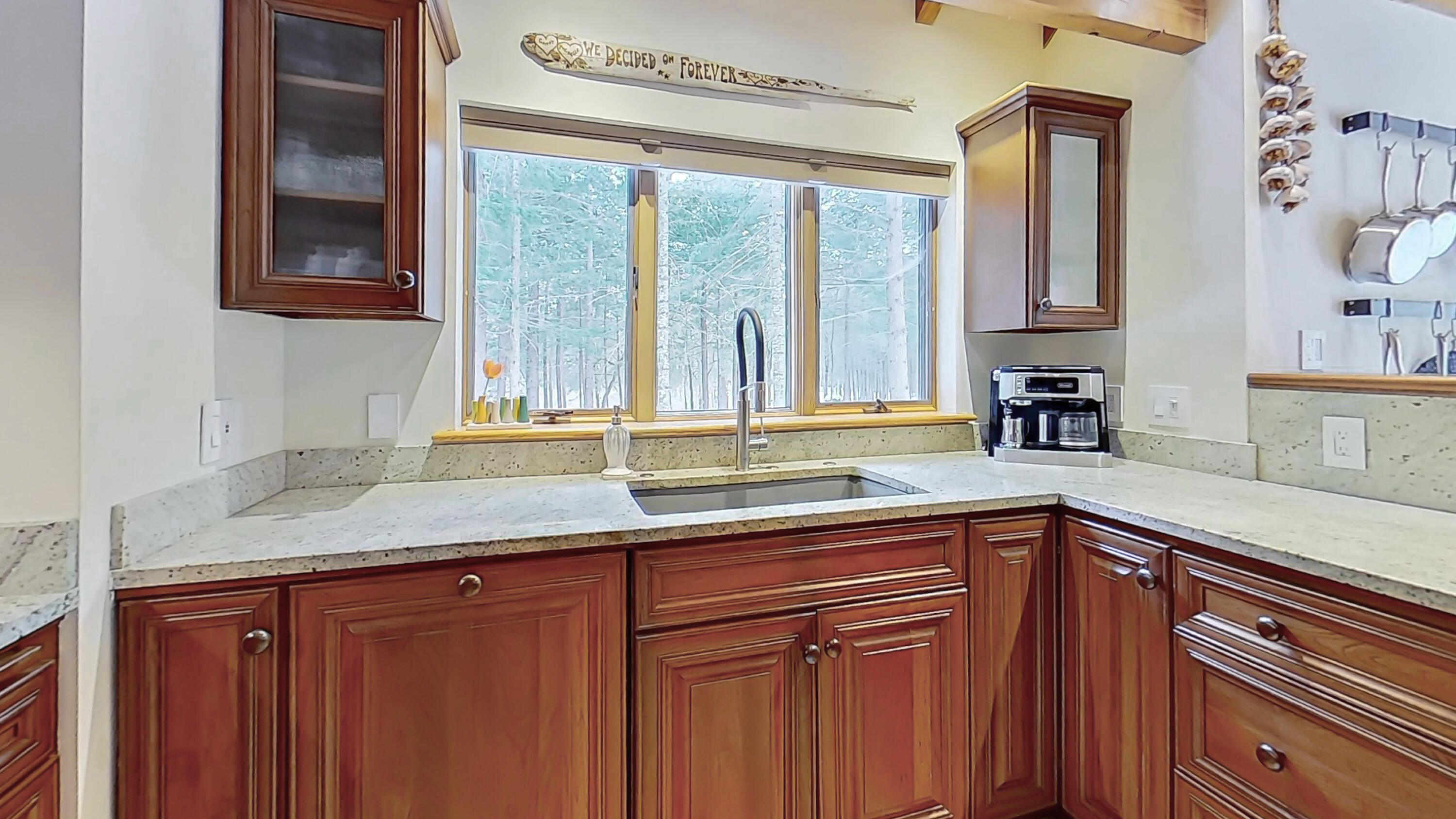291 Molyneaux Road, Camden, ME, 04843