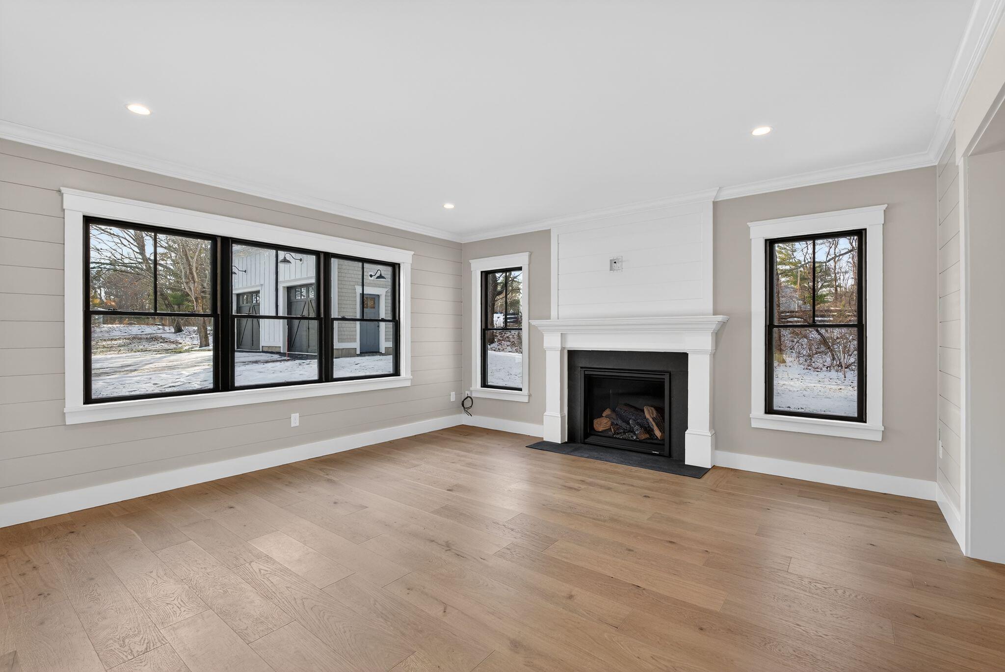 142 Main Street, Kennebunkport, ME, 04046