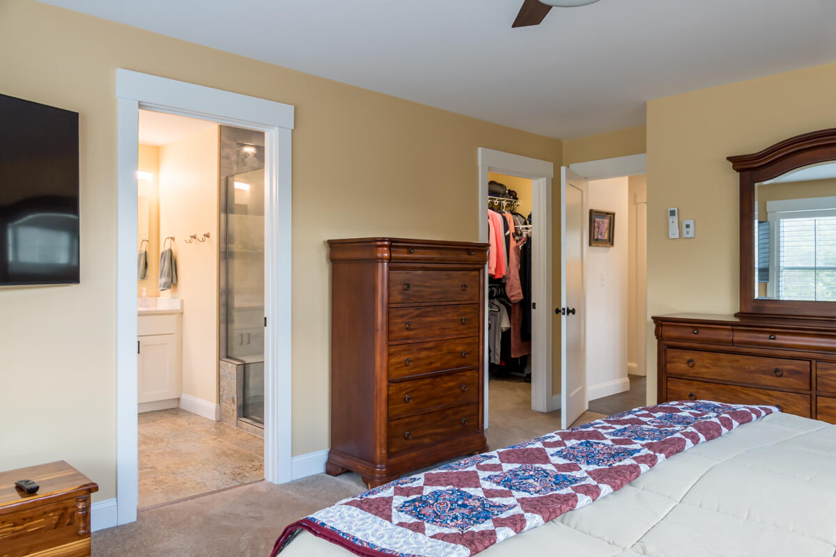 33 Eastfield Drive, Gray, ME, 04039