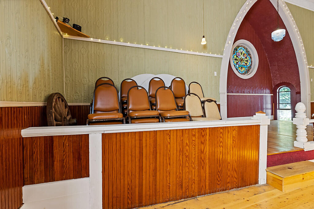 83 Main Street, Phillips, ME, 04966