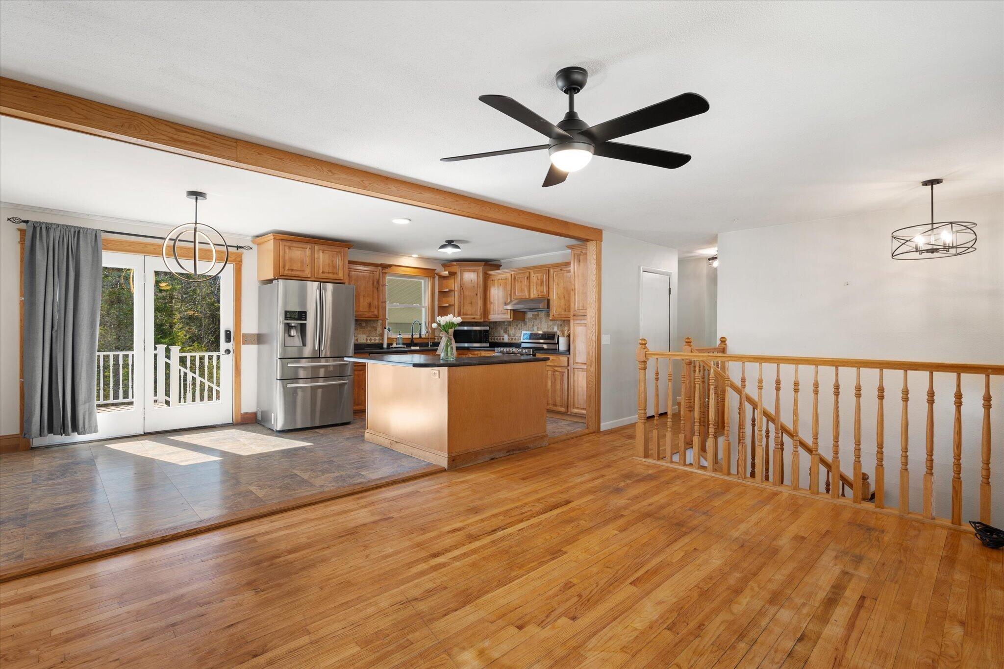 32 Charles Drive, Holden, ME, 04429