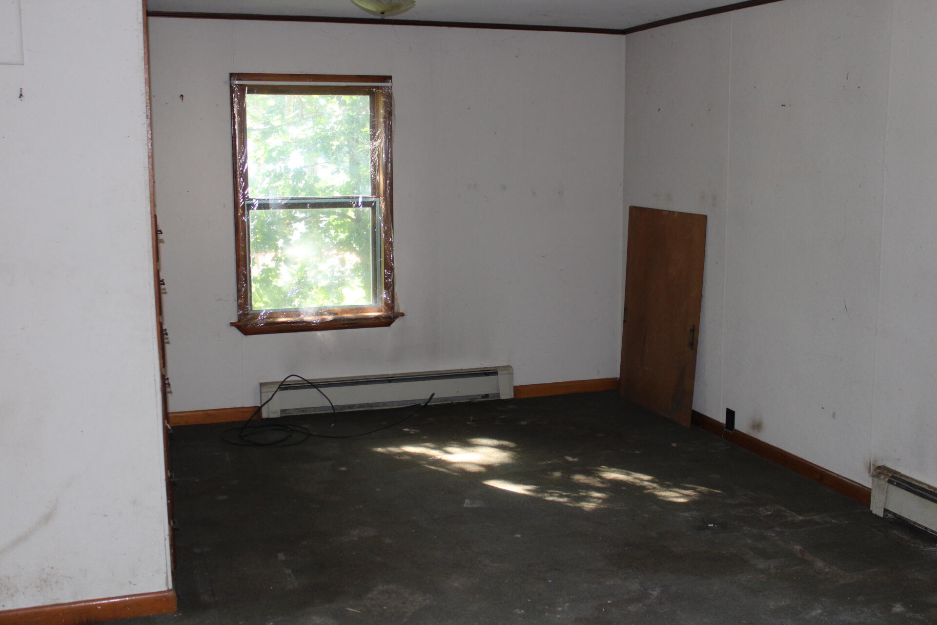 12 Jones Street, Madison, ME, 04950