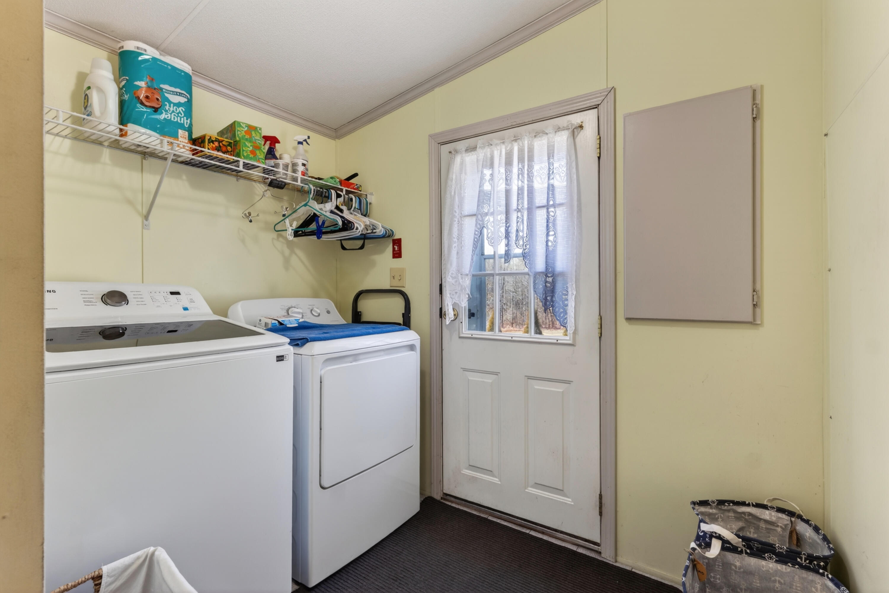 5 Freedom Lane, Belfast, ME, 04915