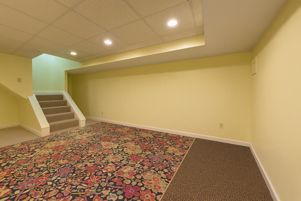 227 Benson Road, Manchester, ME, 04351