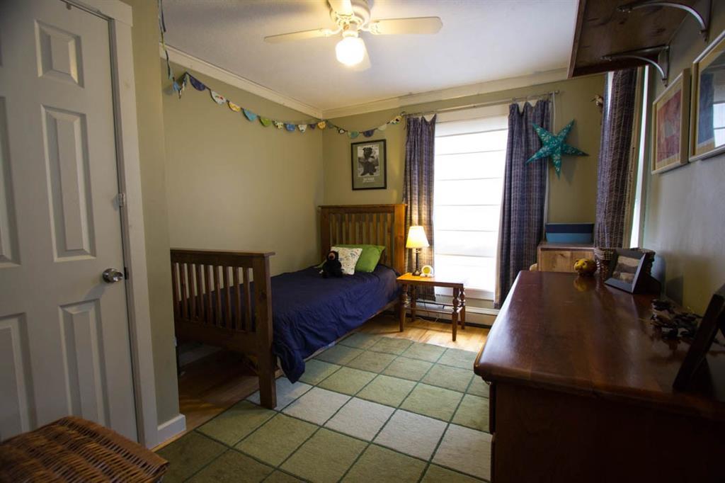 337 Rowe Hill Road, Greenwood, ME, 04255-3516