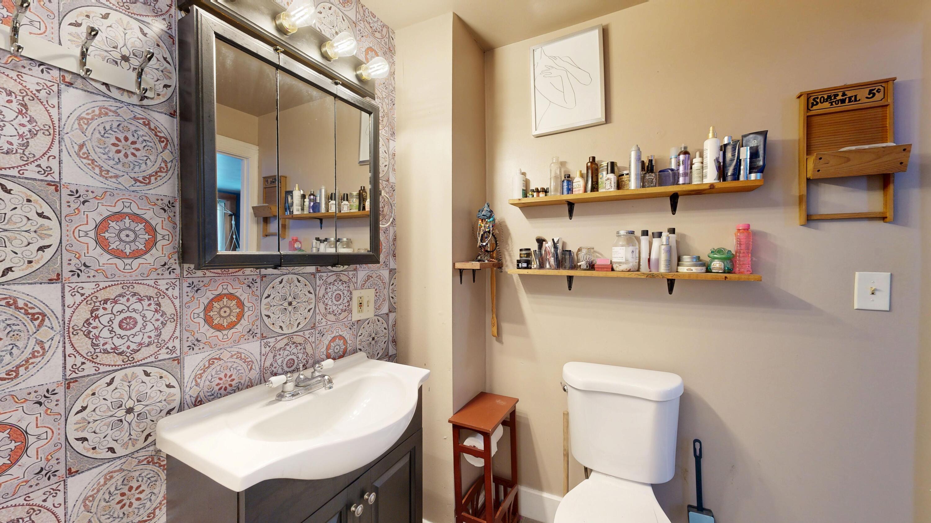 3950 W River Road, Sidney, ME, 04330