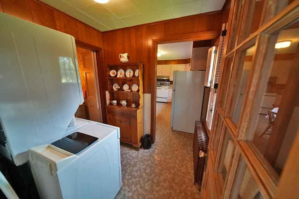 33 Pleasant Street, Houlton, ME, 04730