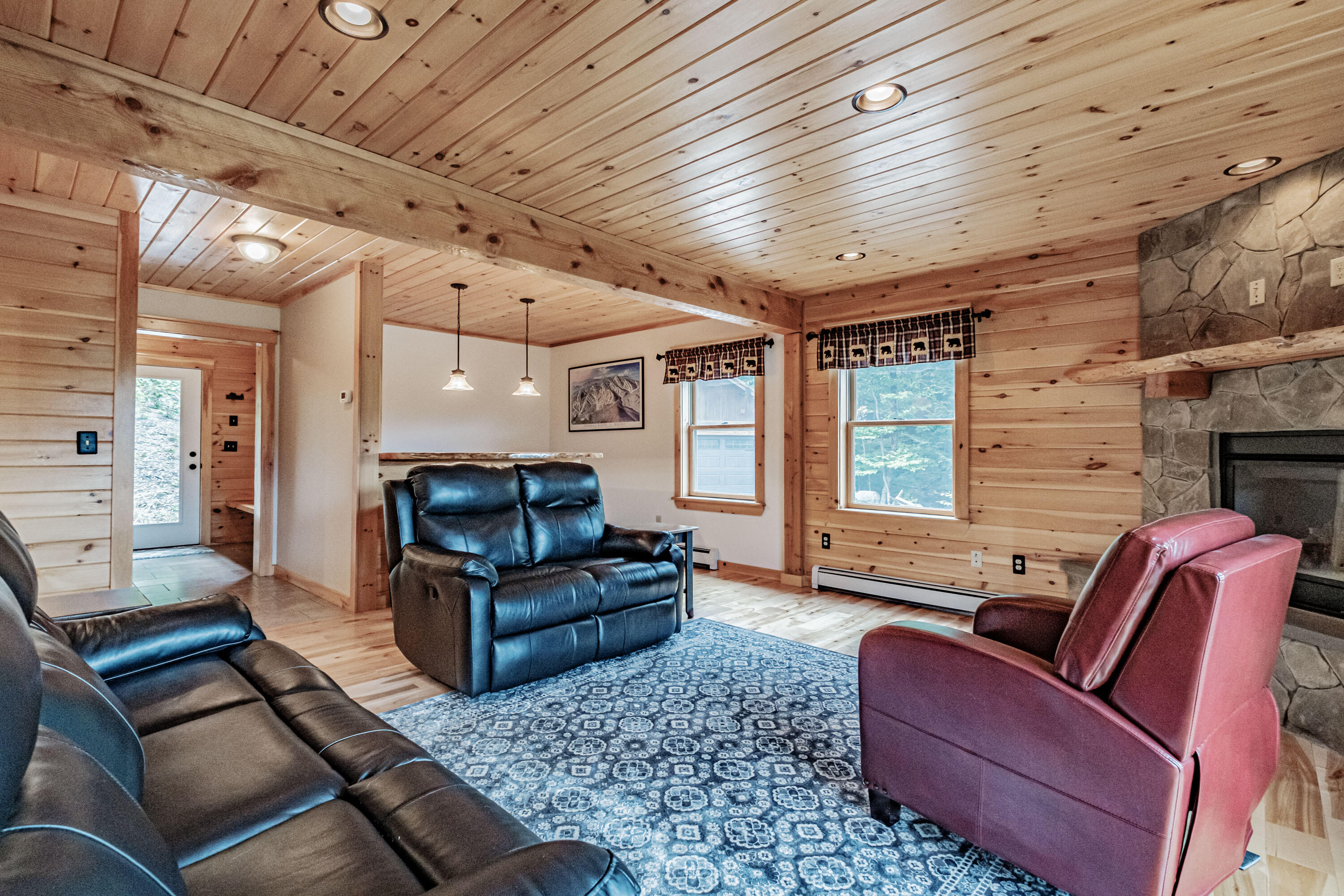 18 Thunder Ridge Road, Newry, ME, 04261